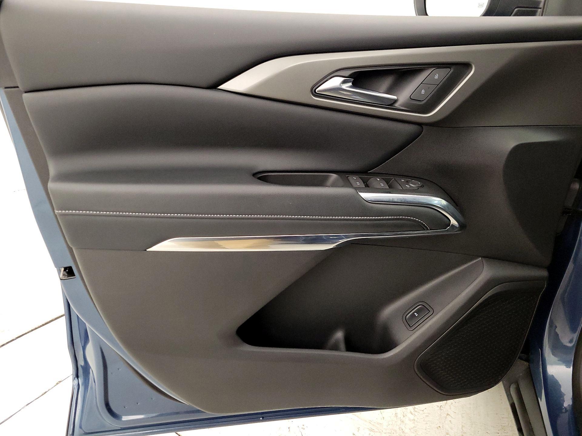 Thumbnail: 2025 Chevrolet Traverse - 12