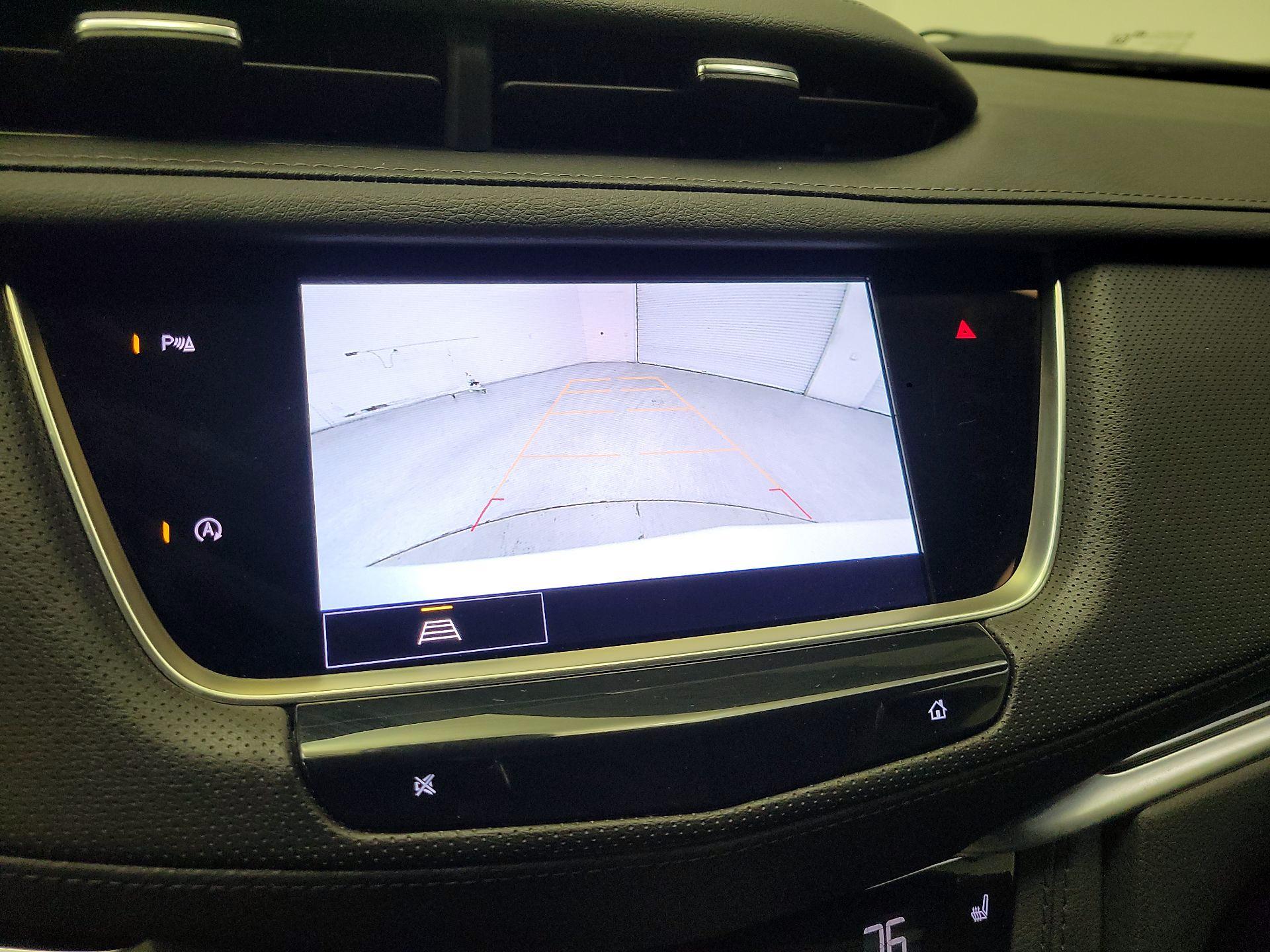 Thumbnail: 2025 Cadillac XT5 - 15