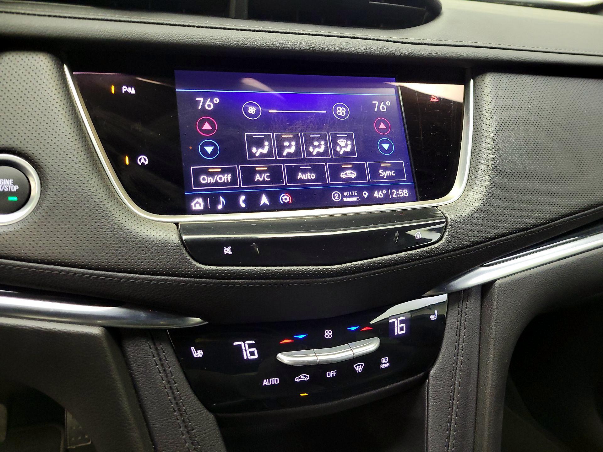 Thumbnail: 2025 Cadillac XT5 - 17