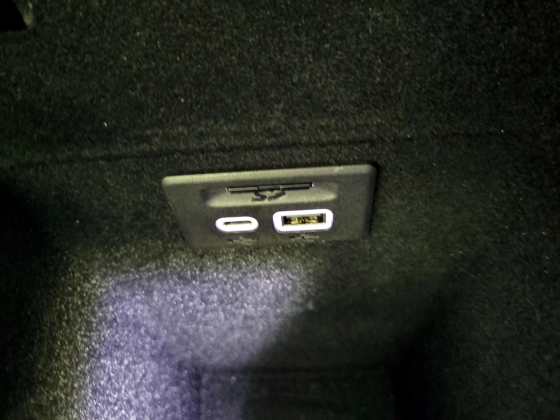 Thumbnail: 2025 Cadillac XT5 - 19