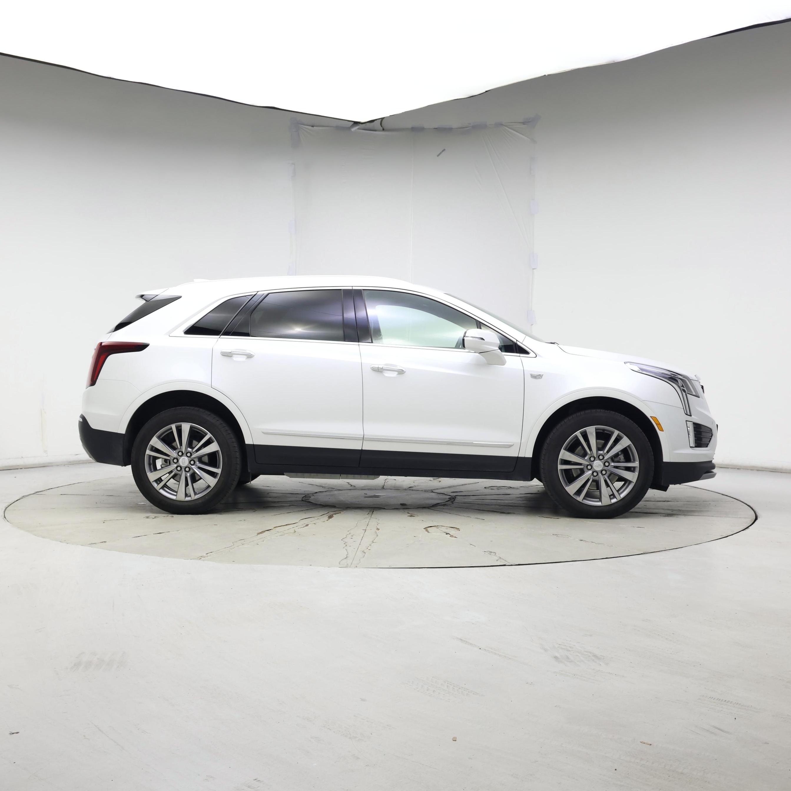 Thumbnail: 2025 Cadillac XT5 - 7