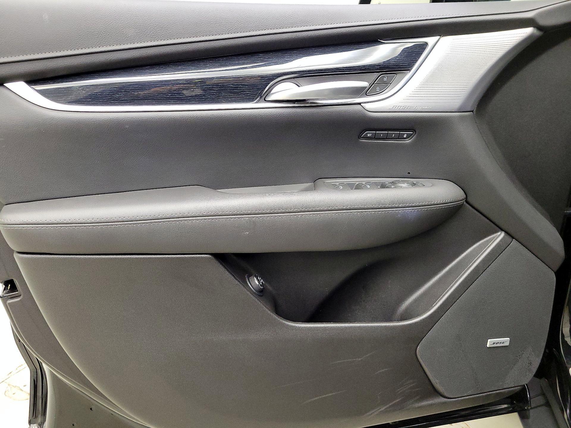 Thumbnail: 2025 Cadillac XT5 - 12