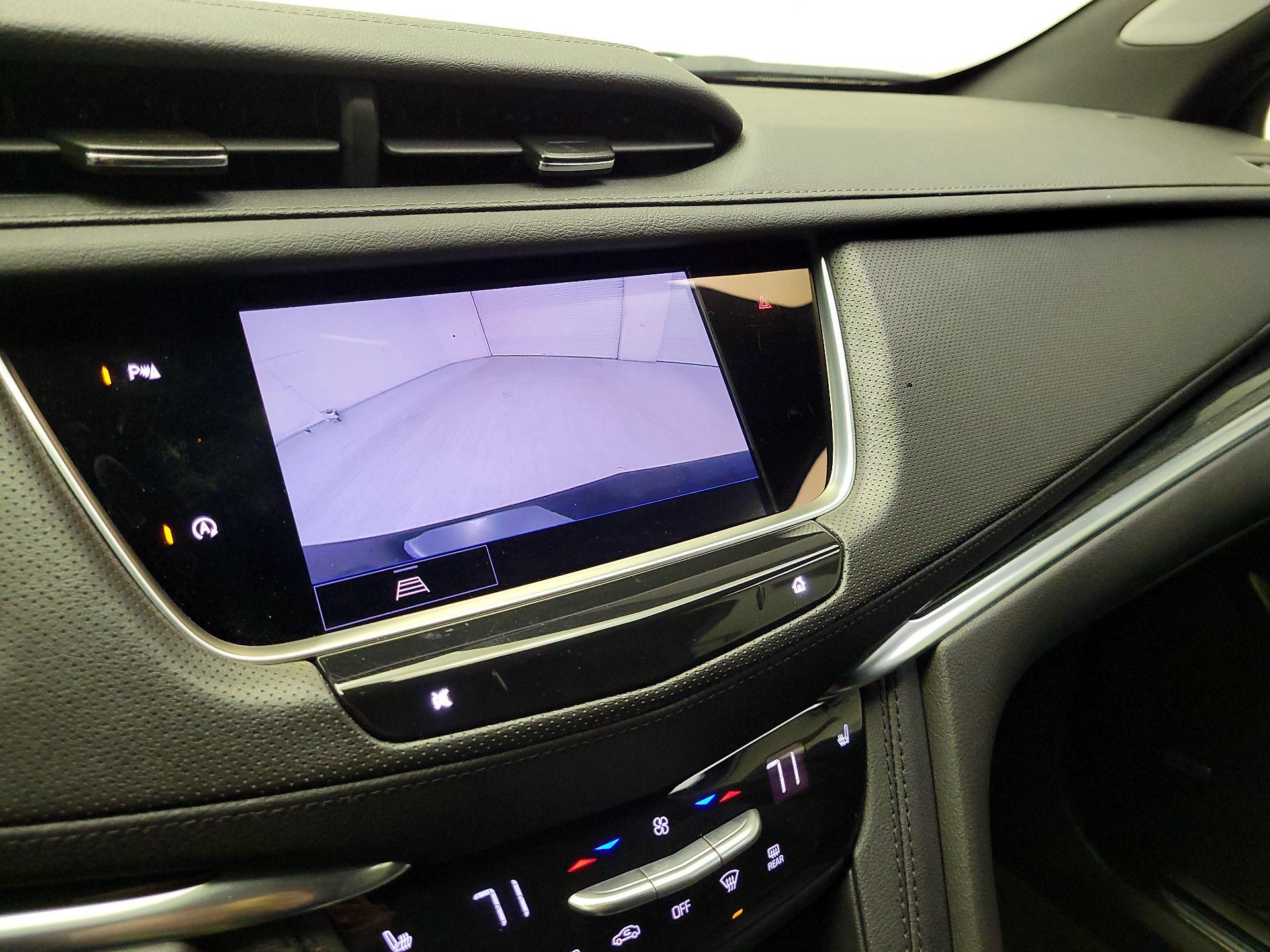 Thumbnail: 2025 Cadillac XT5 - 15