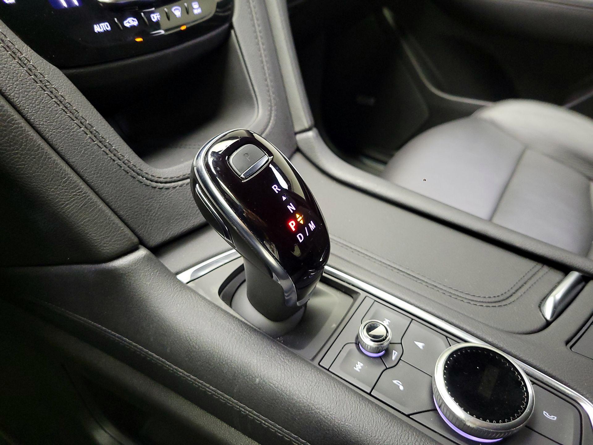 Thumbnail: 2025 Cadillac XT5 - 18