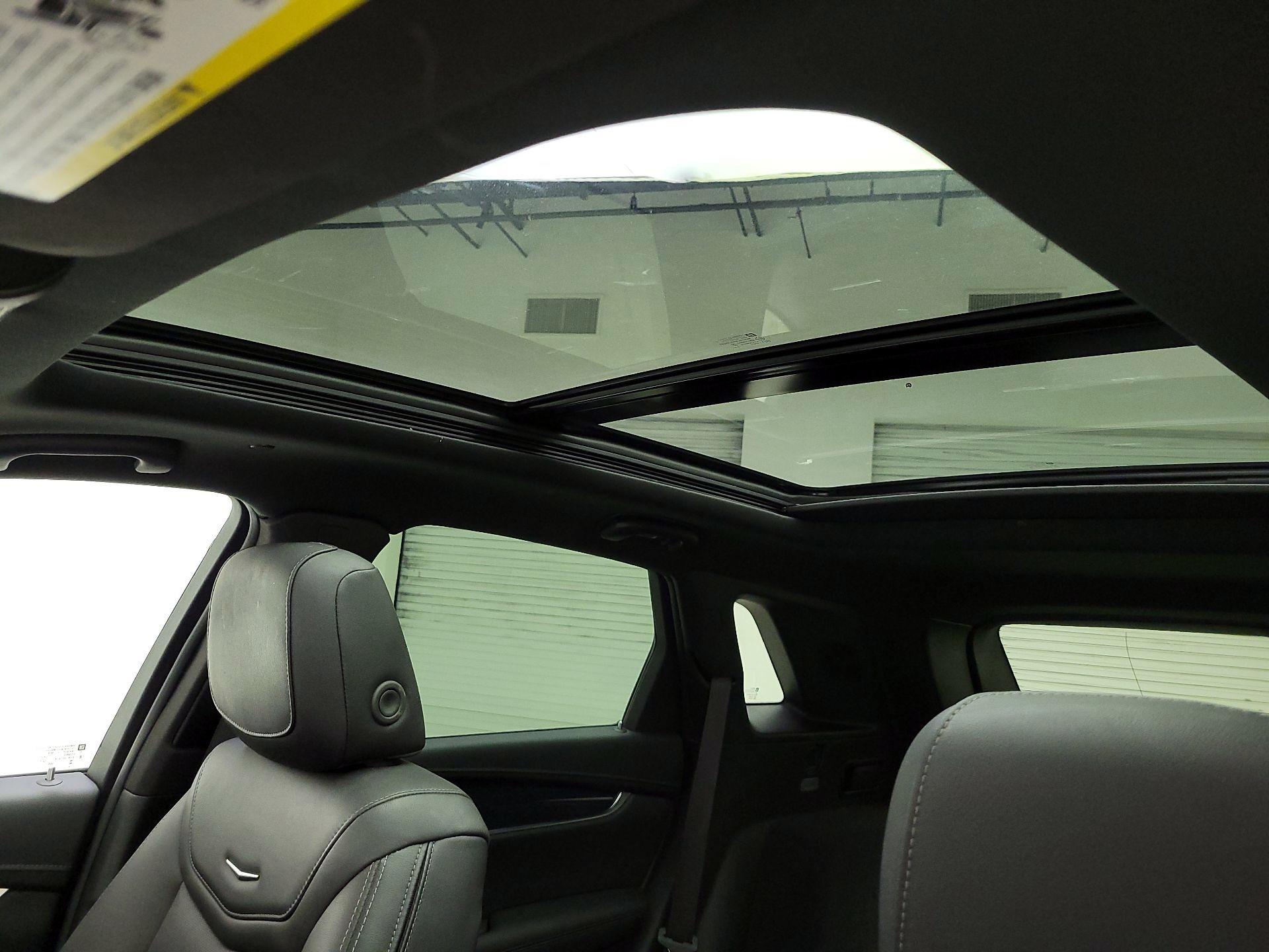 Thumbnail: 2025 Cadillac XT5 - 20