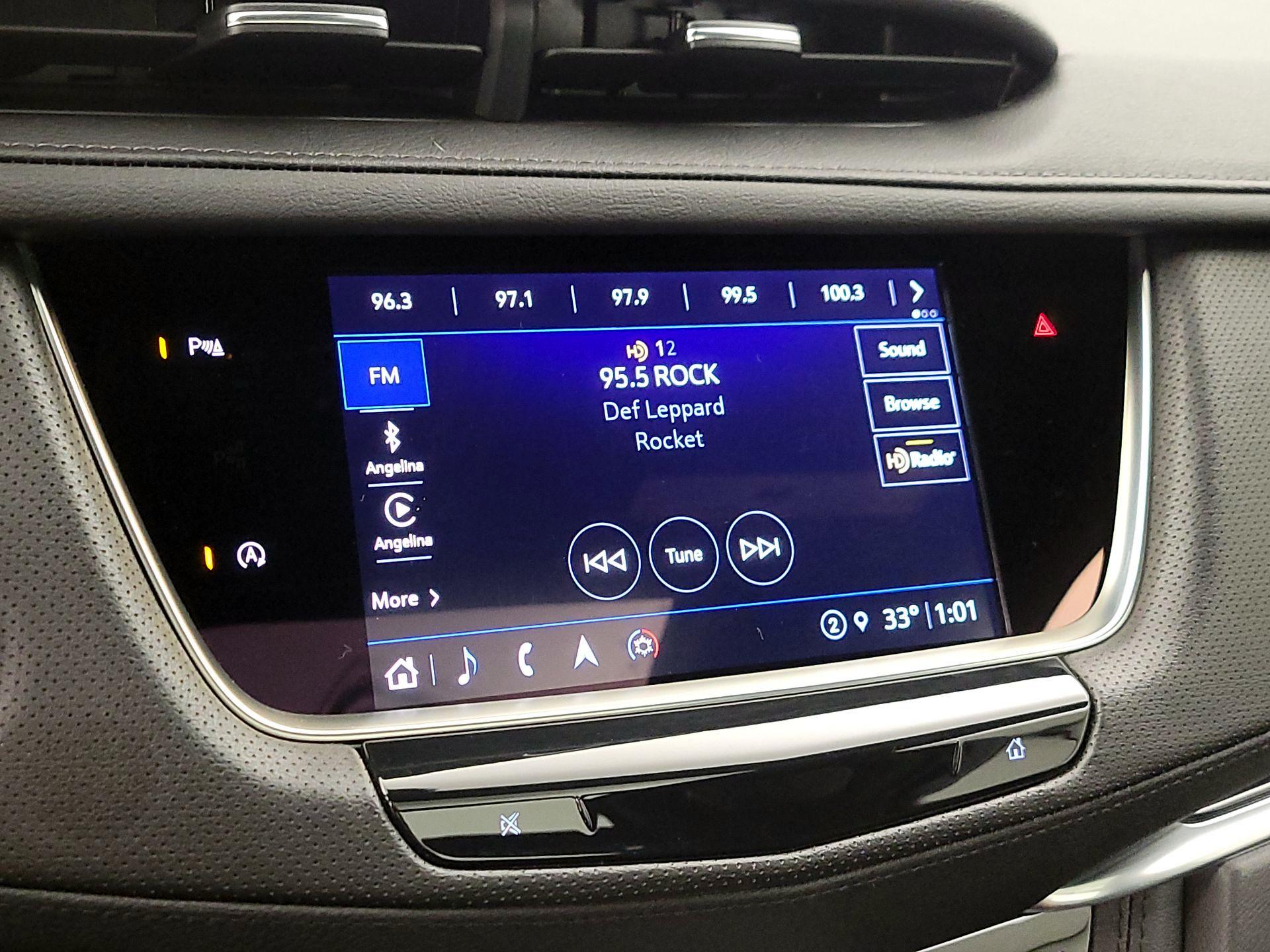 Thumbnail: 2025 Cadillac XT5 - 16