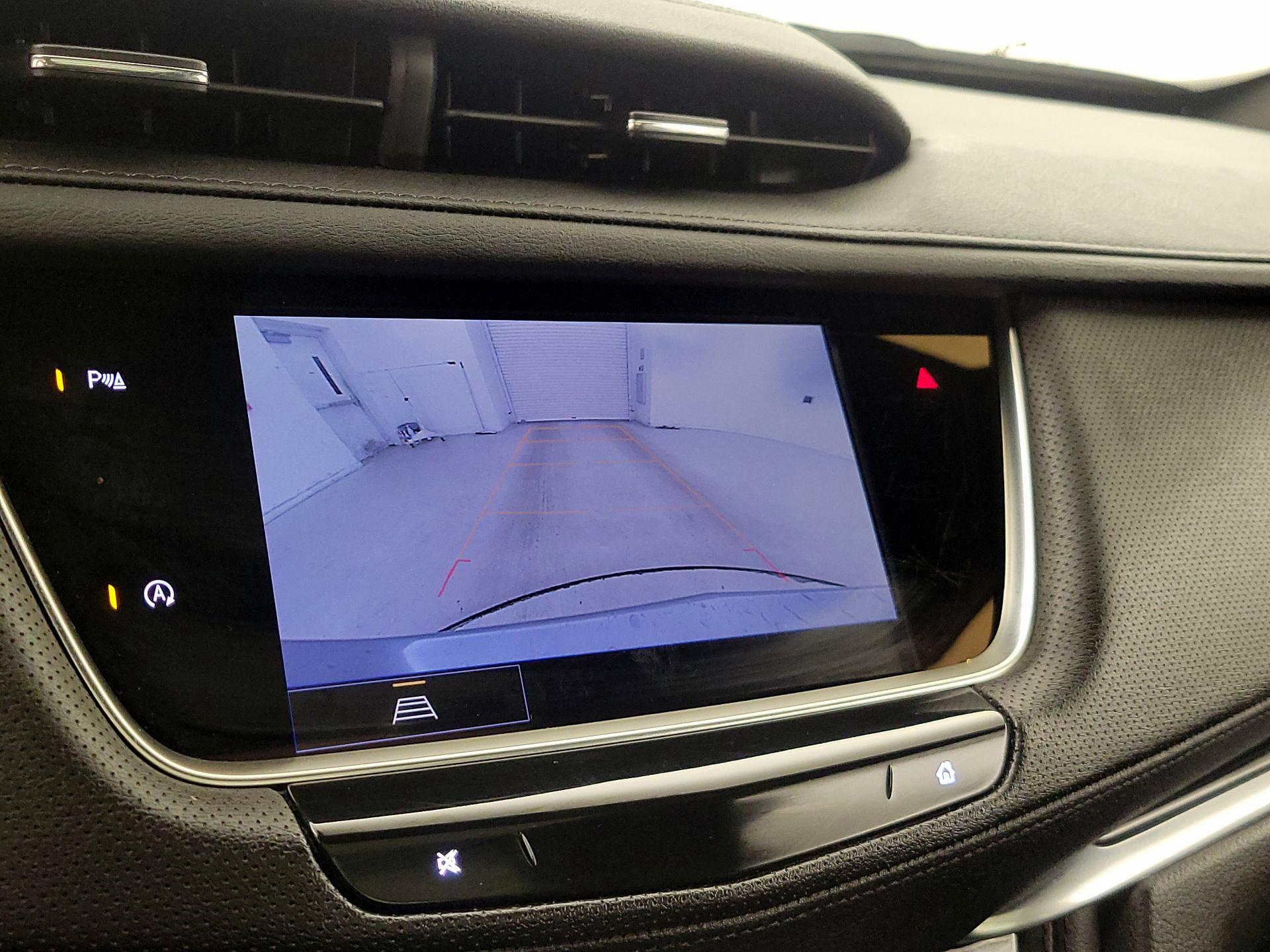 Thumbnail: 2025 Cadillac XT5 - 15