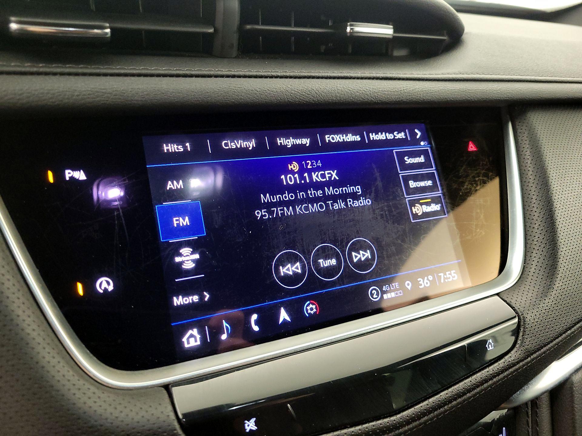 Thumbnail: 2025 Cadillac XT5 - 15