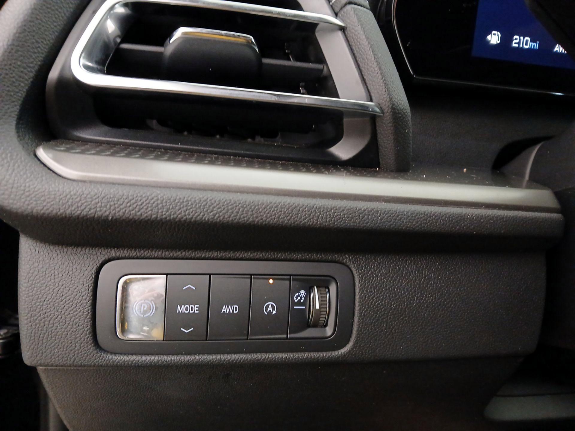 Thumbnail: 2025 Chevrolet Traverse - 13