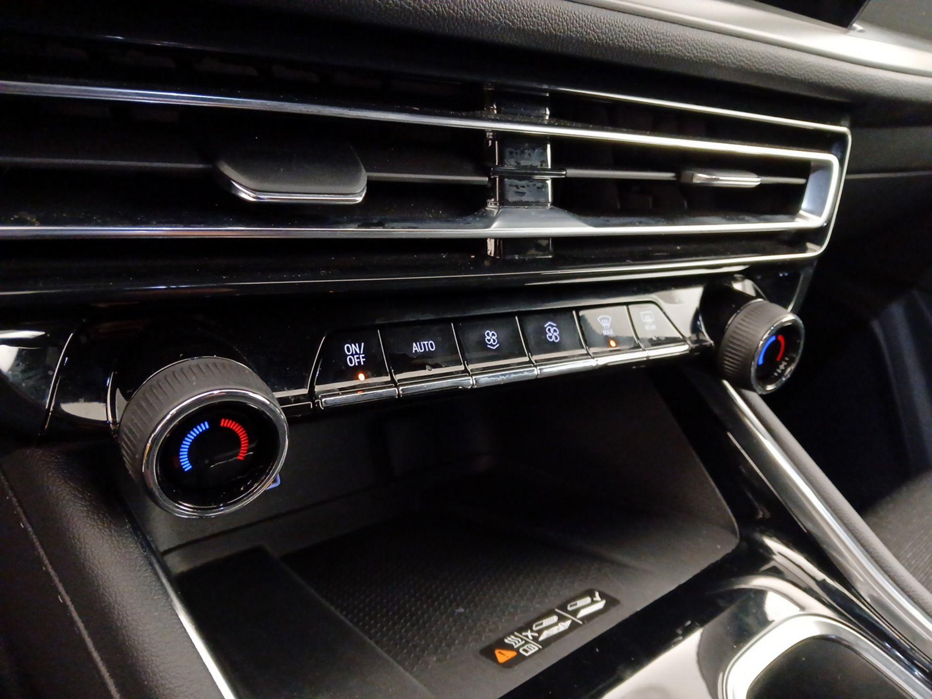 Thumbnail: 2025 Chevrolet Traverse - 17