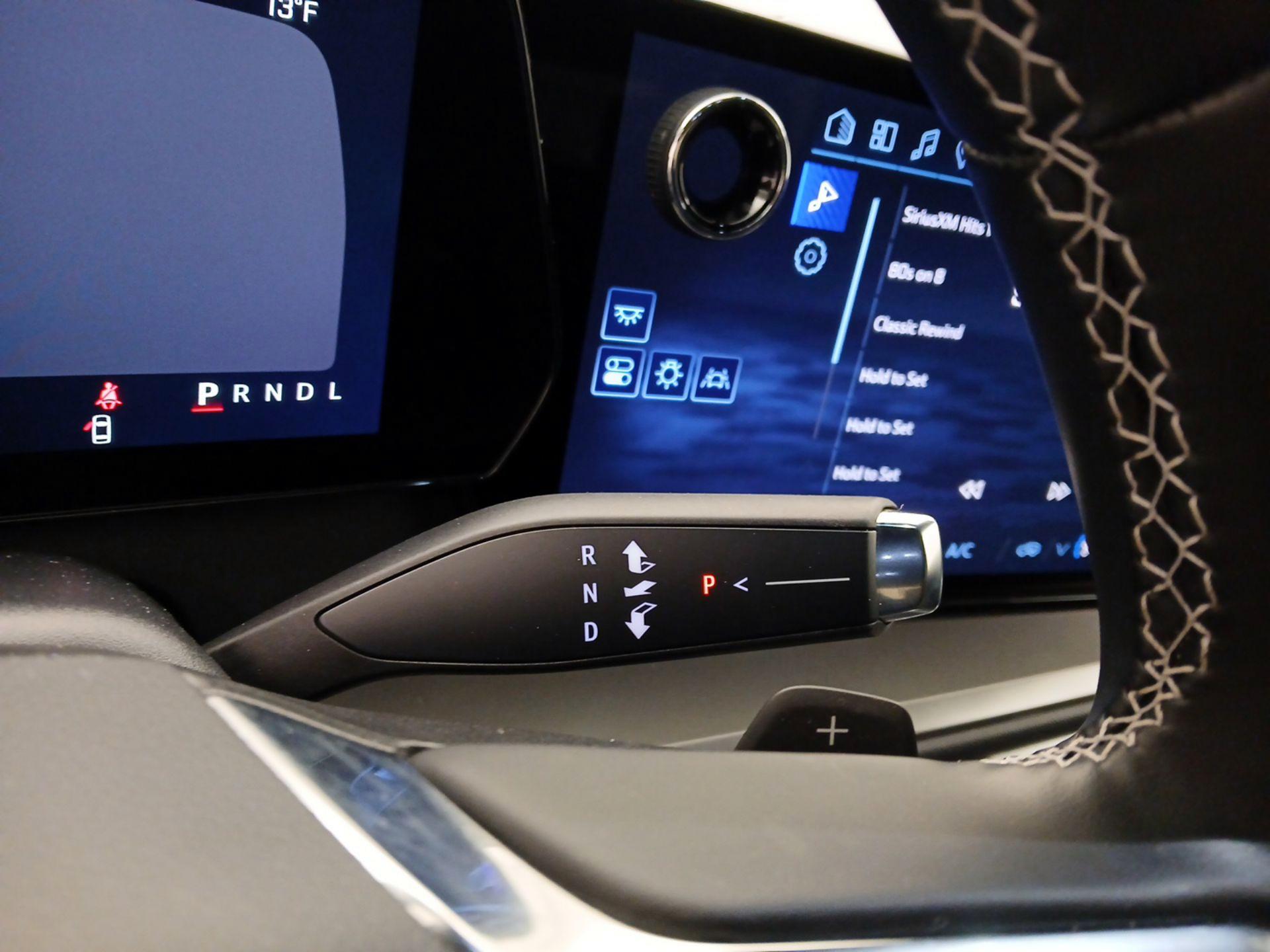 Thumbnail: 2025 Chevrolet Traverse - 18