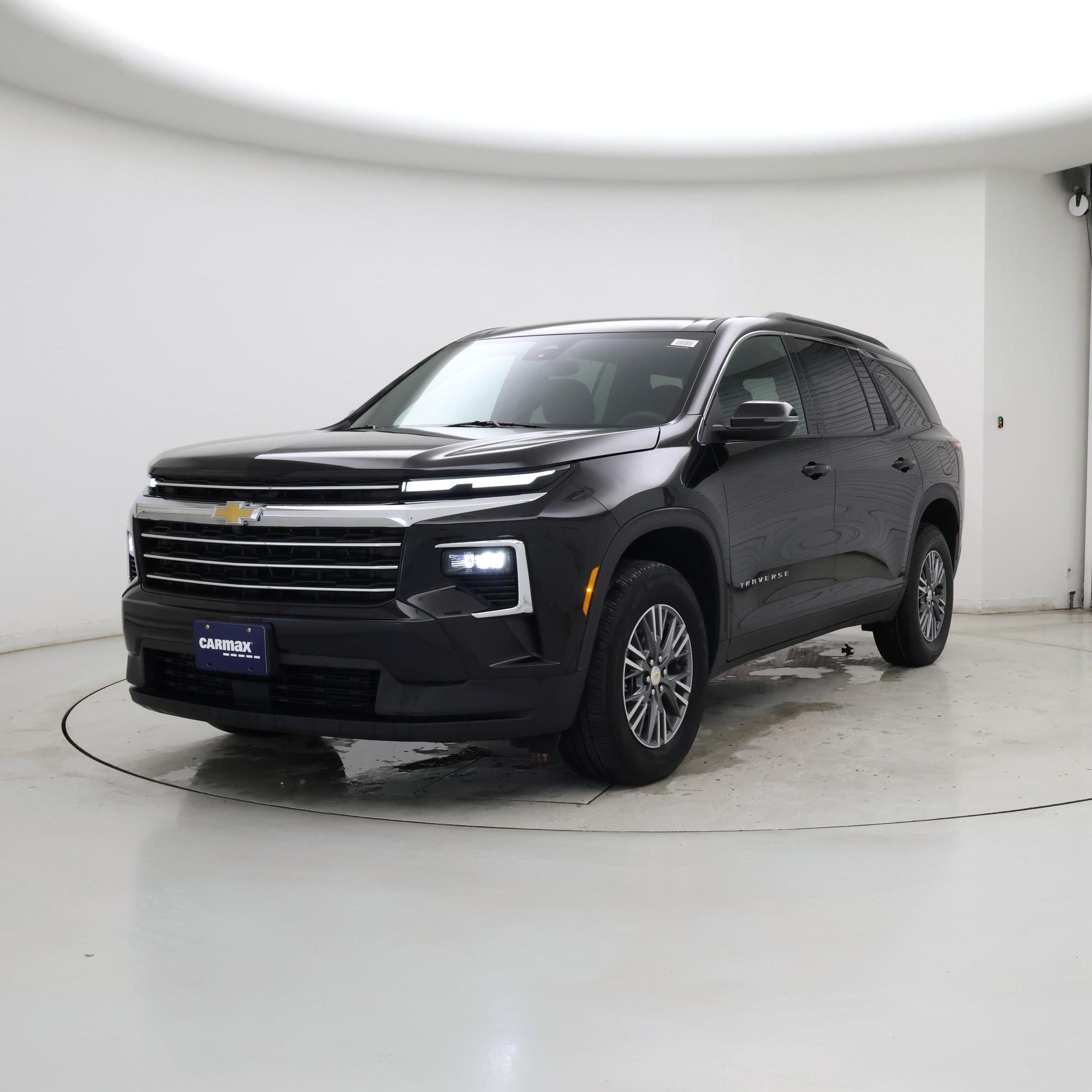 Thumbnail: 2025 Chevrolet Traverse - 4