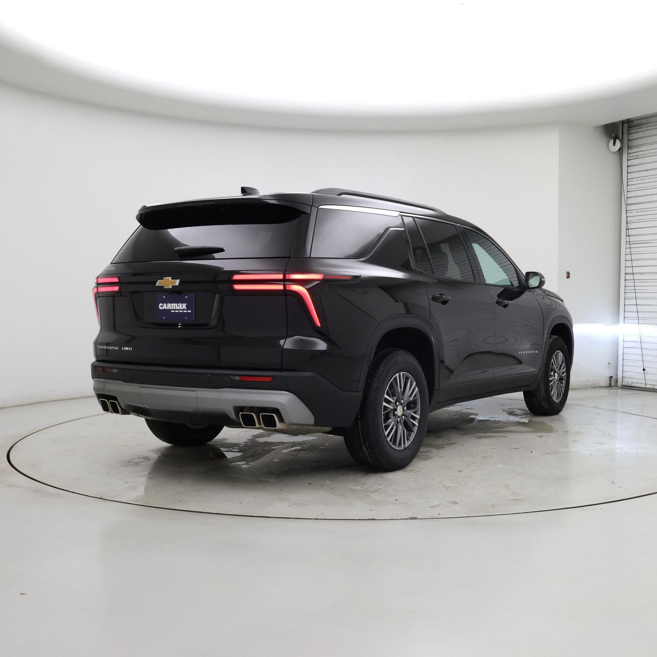 Thumbnail: 2025 Chevrolet Traverse - 8