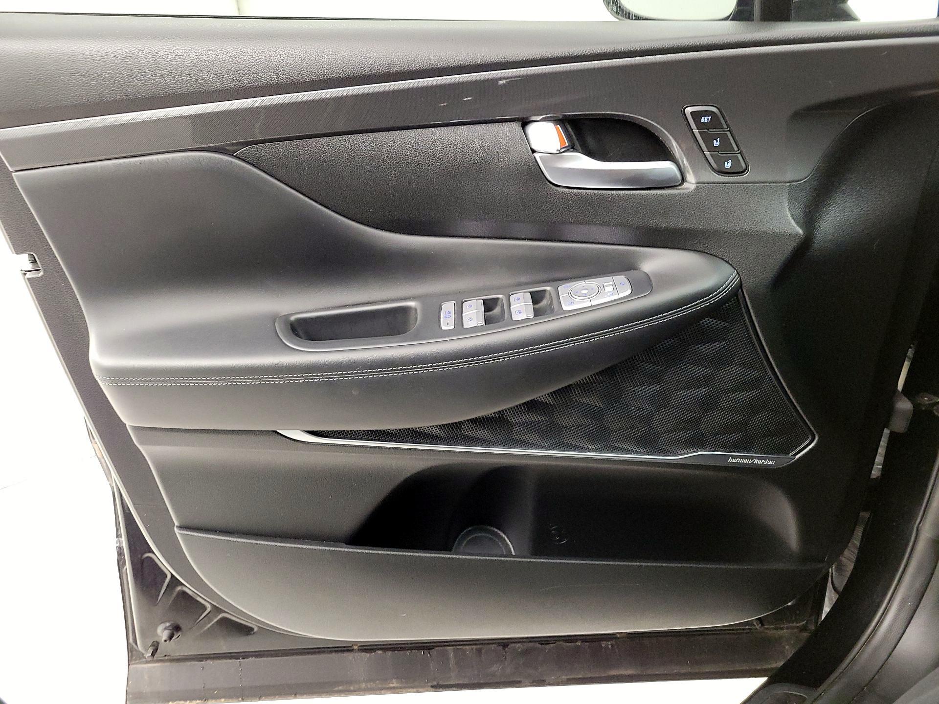 Thumbnail: 2023 Hyundai Santa Fe - 12