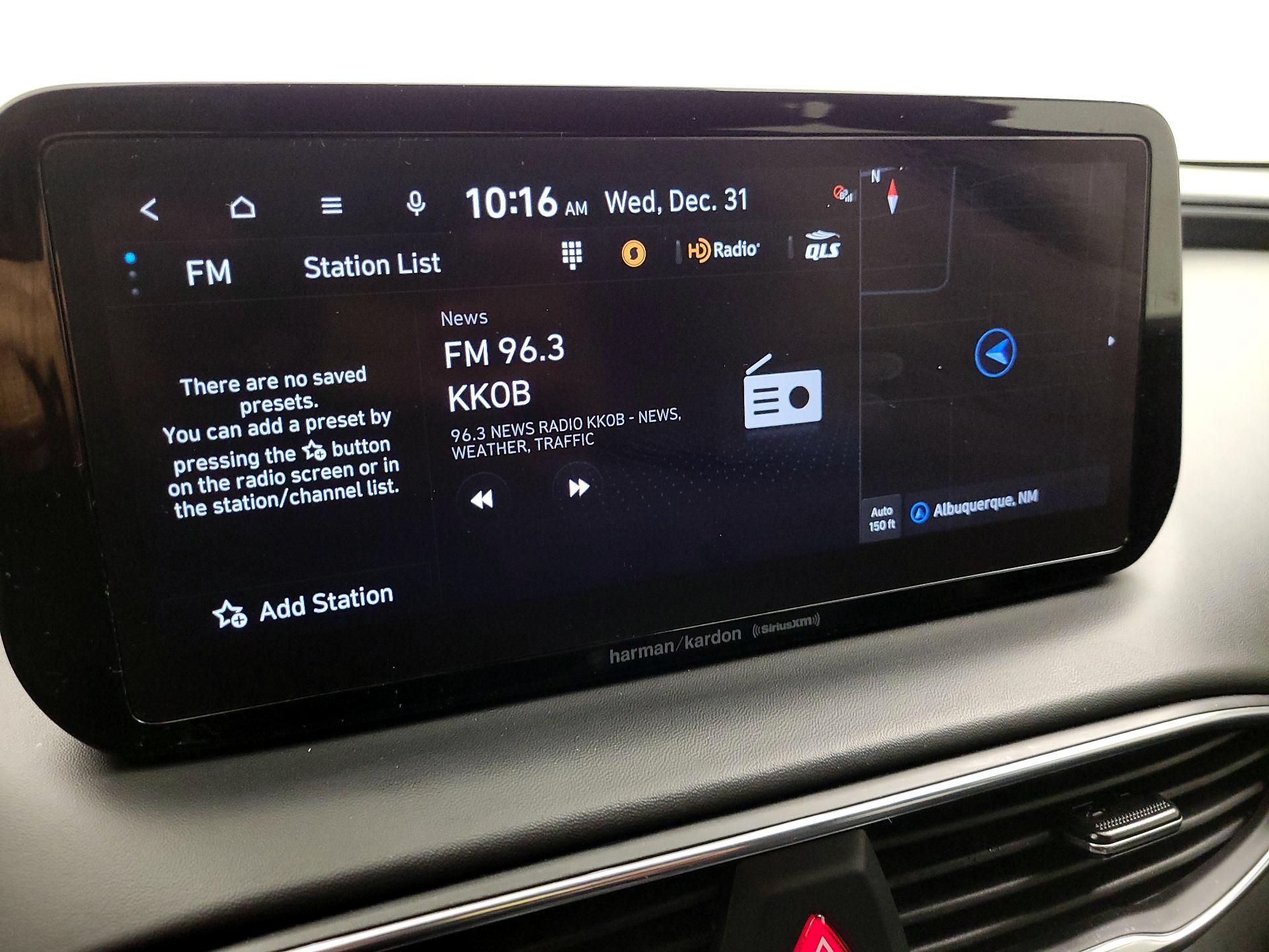 Thumbnail: 2023 Hyundai Santa Fe - 16