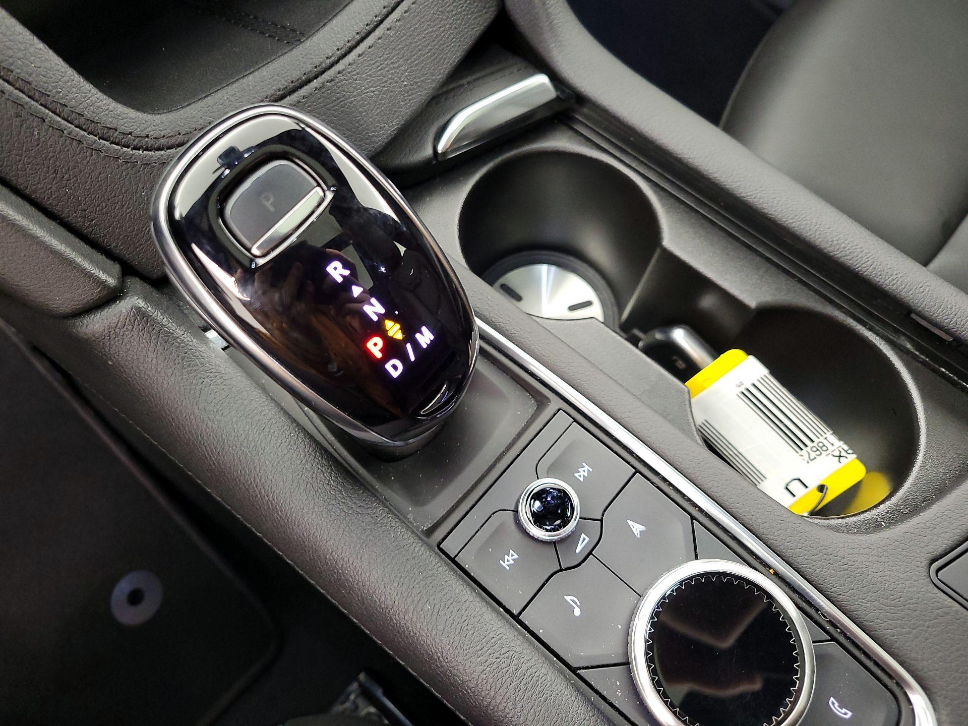 Thumbnail: 2025 Cadillac XT6 - 18