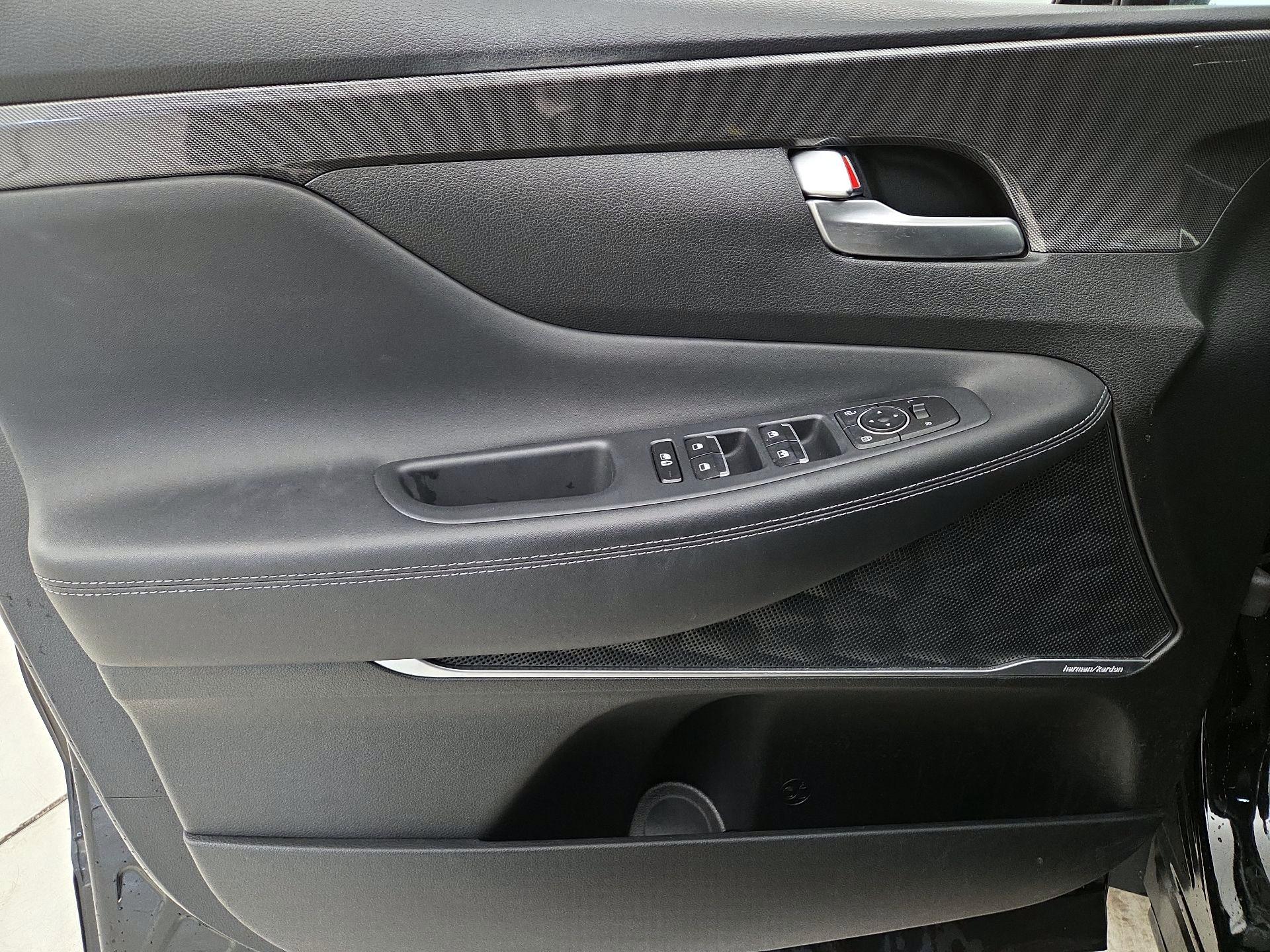 Thumbnail: 2022 Hyundai Santa Fe - 12