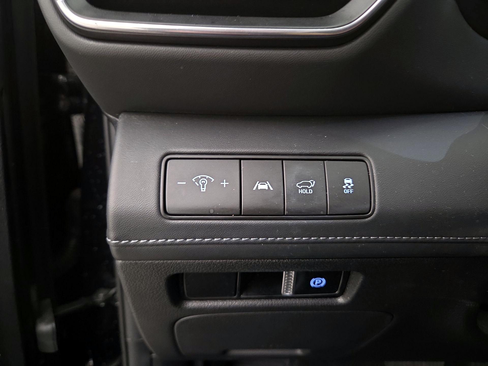 Thumbnail: 2022 Hyundai Santa Fe - 13