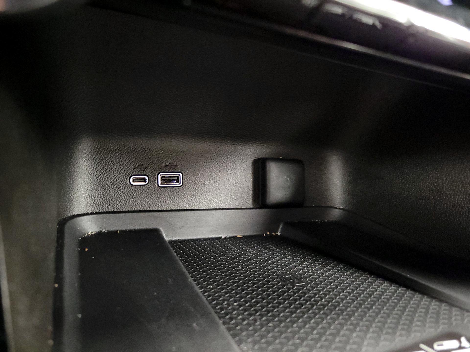 Thumbnail: 2025 Chevrolet Traverse - 19