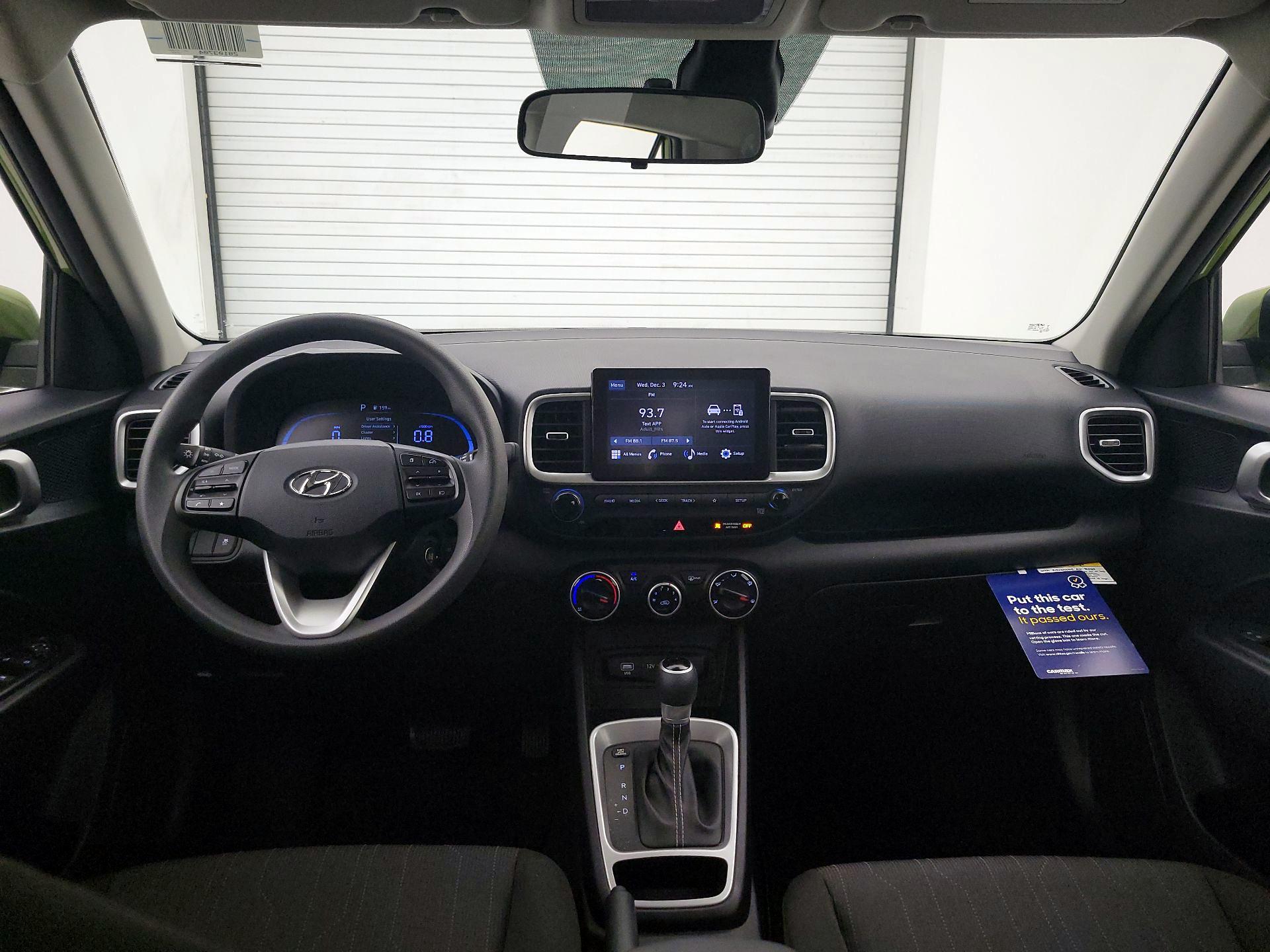 Thumbnail: 2023 Hyundai Venue - 9