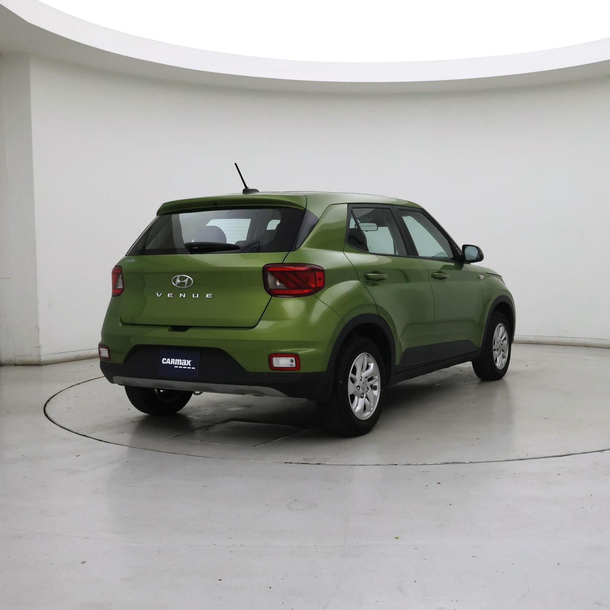 Thumbnail: 2023 Hyundai Venue - 8