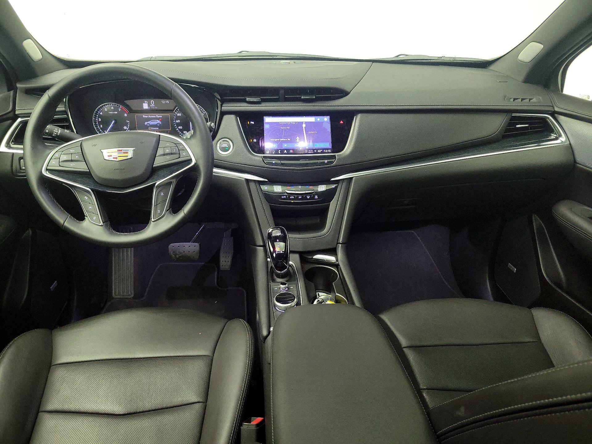 Thumbnail: 2025 Cadillac XT5 - 9