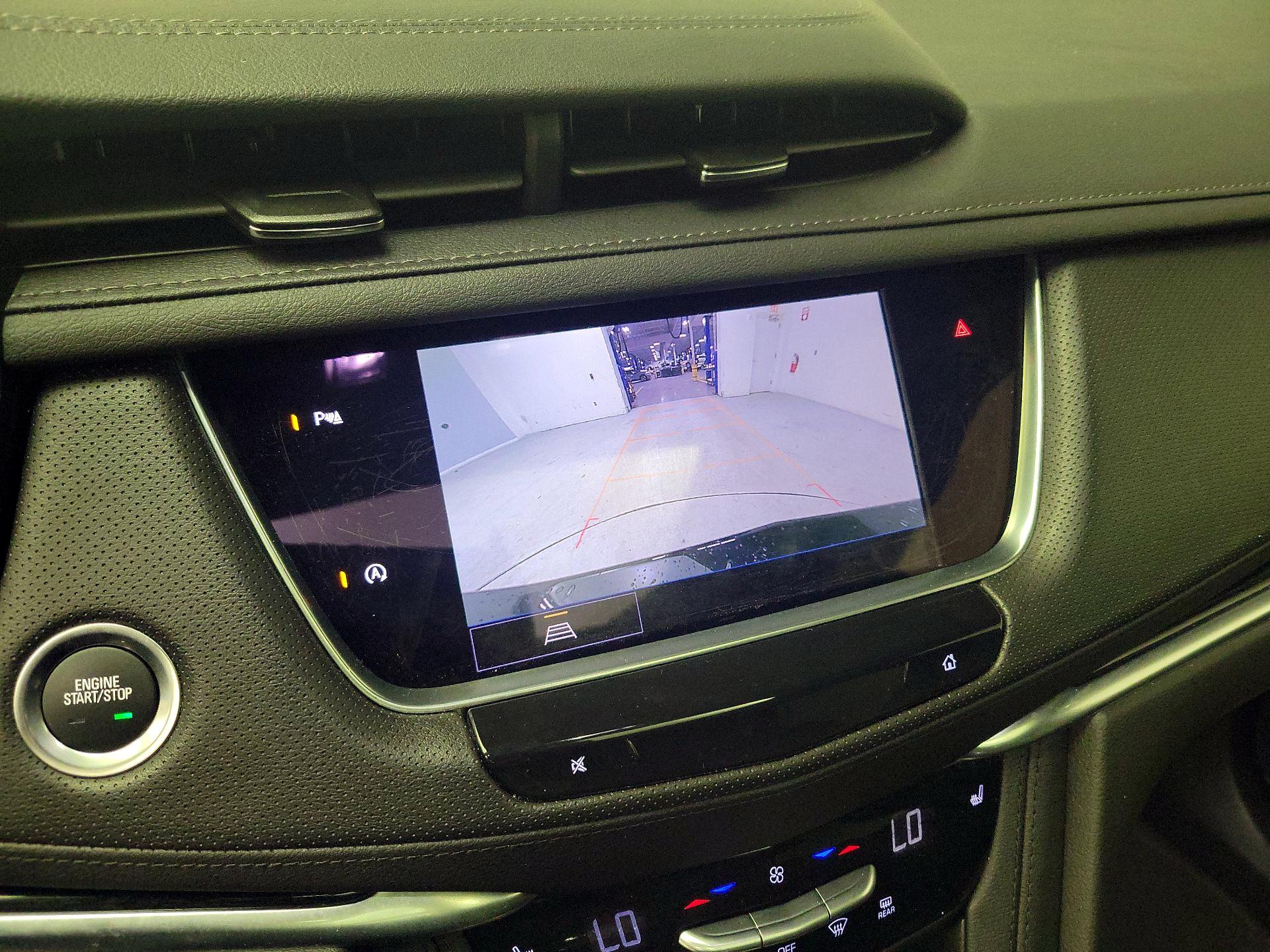 Thumbnail: 2025 Cadillac XT5 - 15