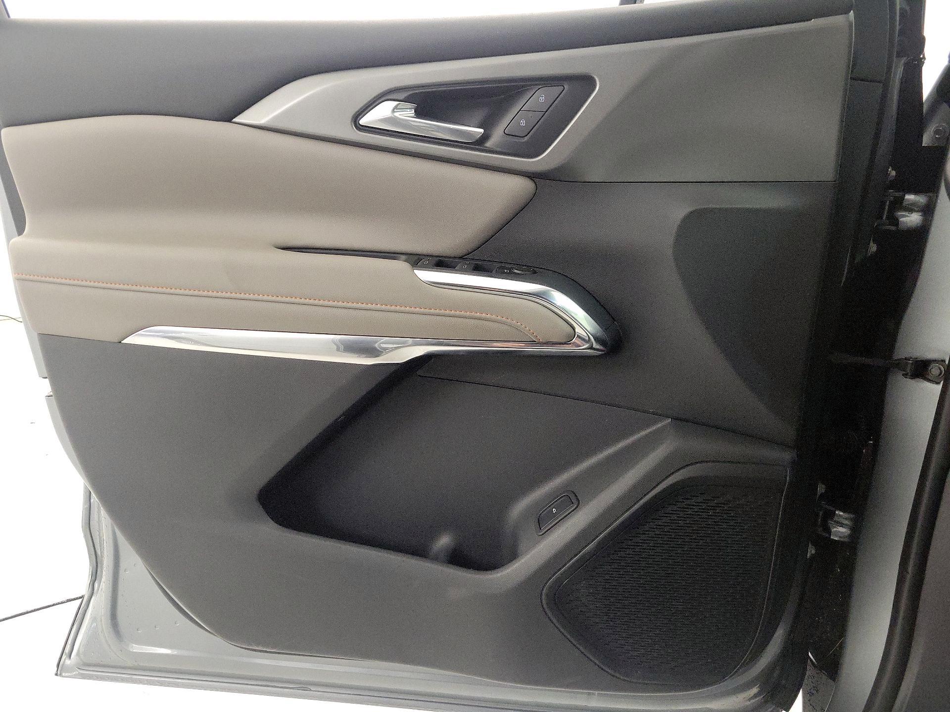 Thumbnail: 2025 Chevrolet Traverse - 12