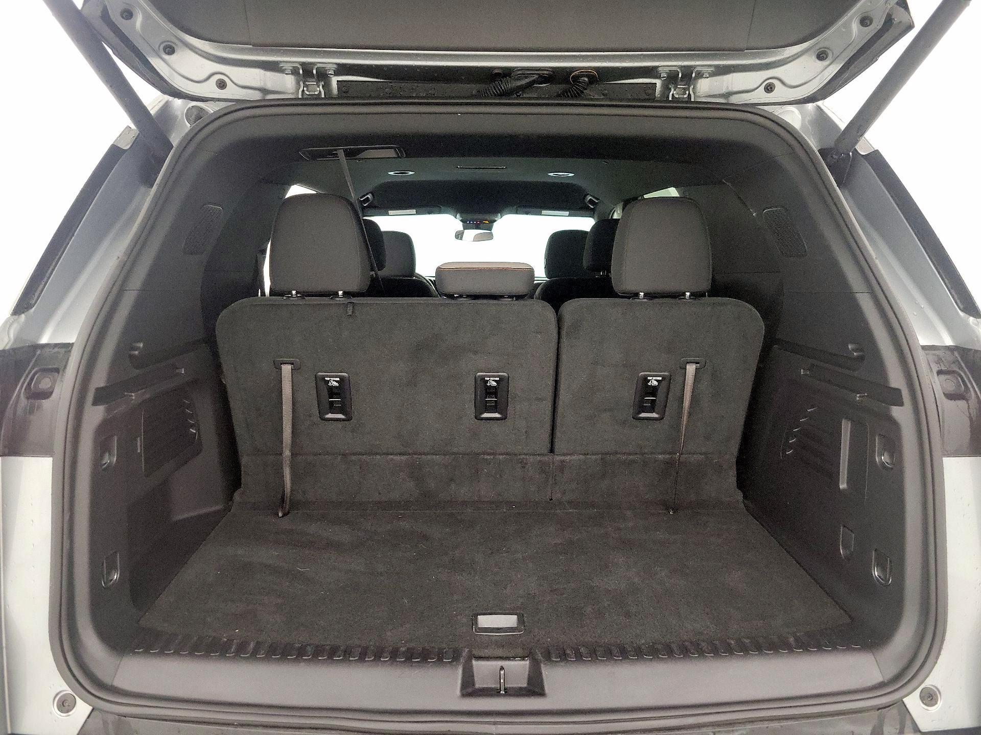 Thumbnail: 2025 Chevrolet Traverse - 20