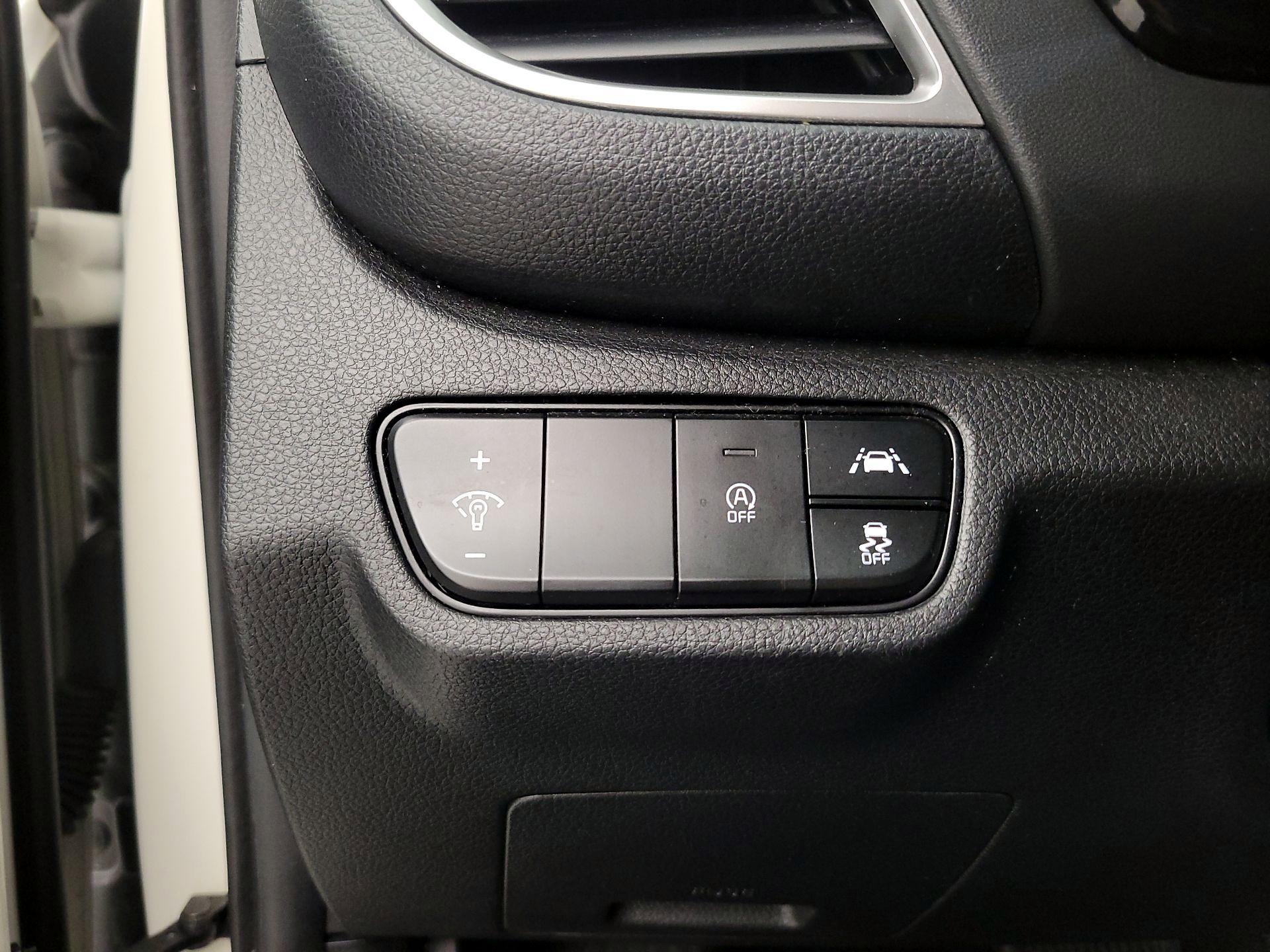 Thumbnail: 2022 Kia Seltos - 13