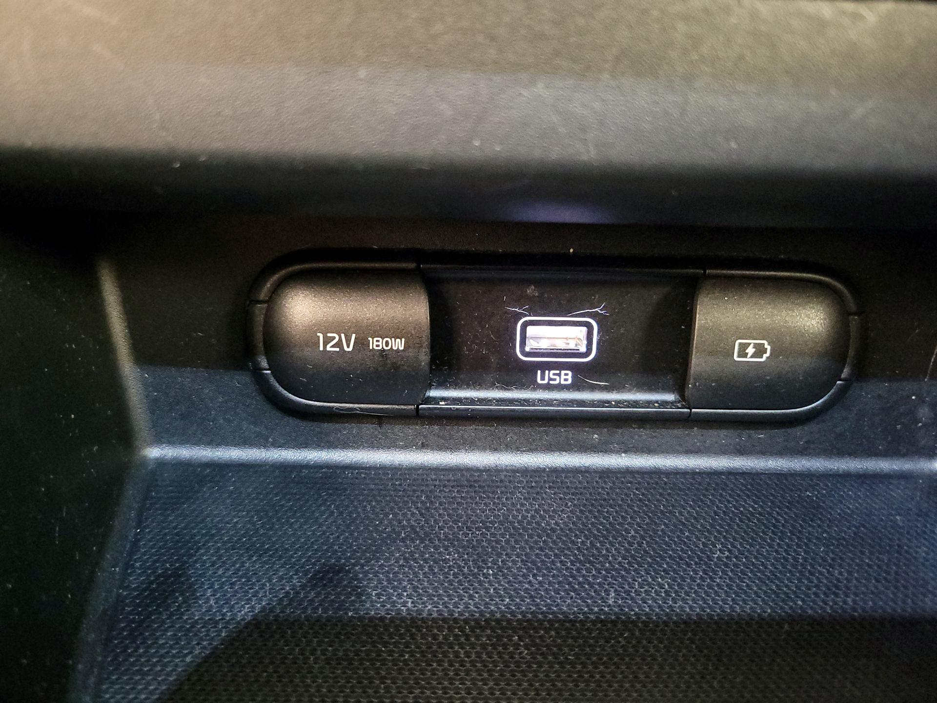 Thumbnail: 2022 Kia Seltos - 19