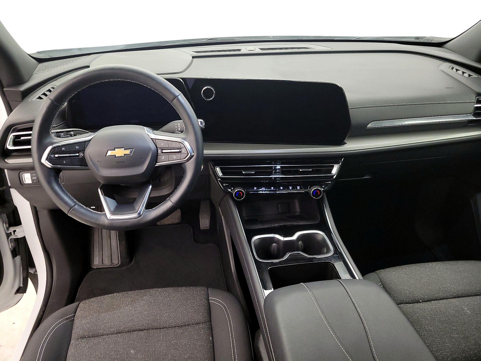 Thumbnail: 2025 Chevrolet Traverse - 9