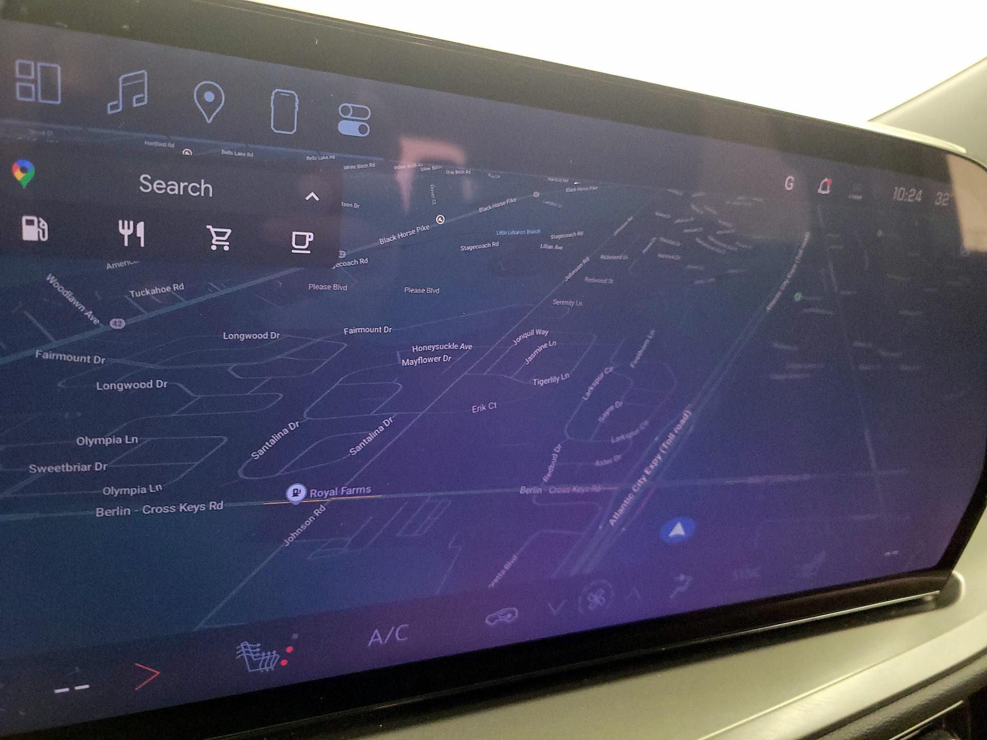 Thumbnail: 2025 Chevrolet Traverse - 14