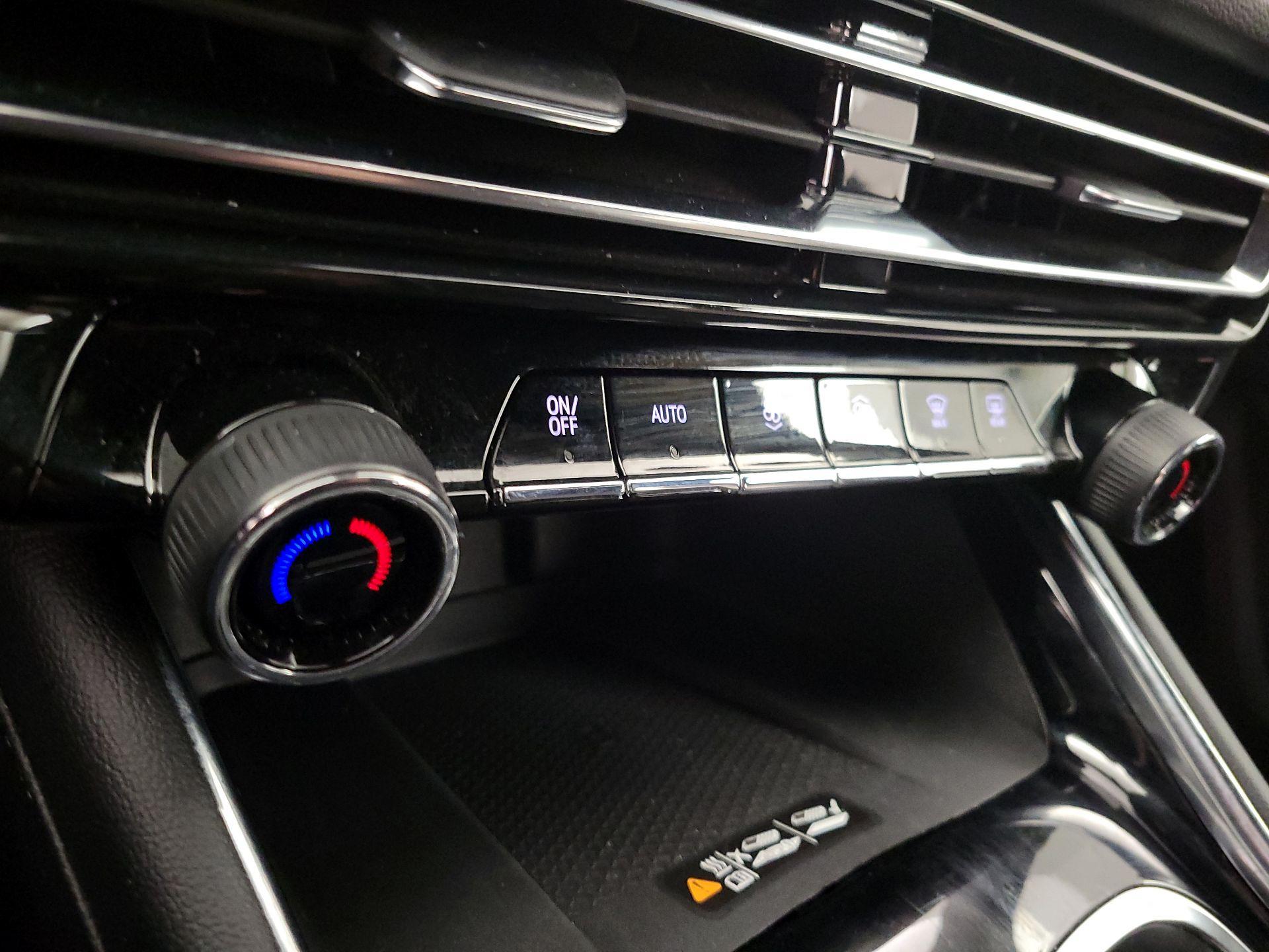 Thumbnail: 2025 Chevrolet Traverse - 17