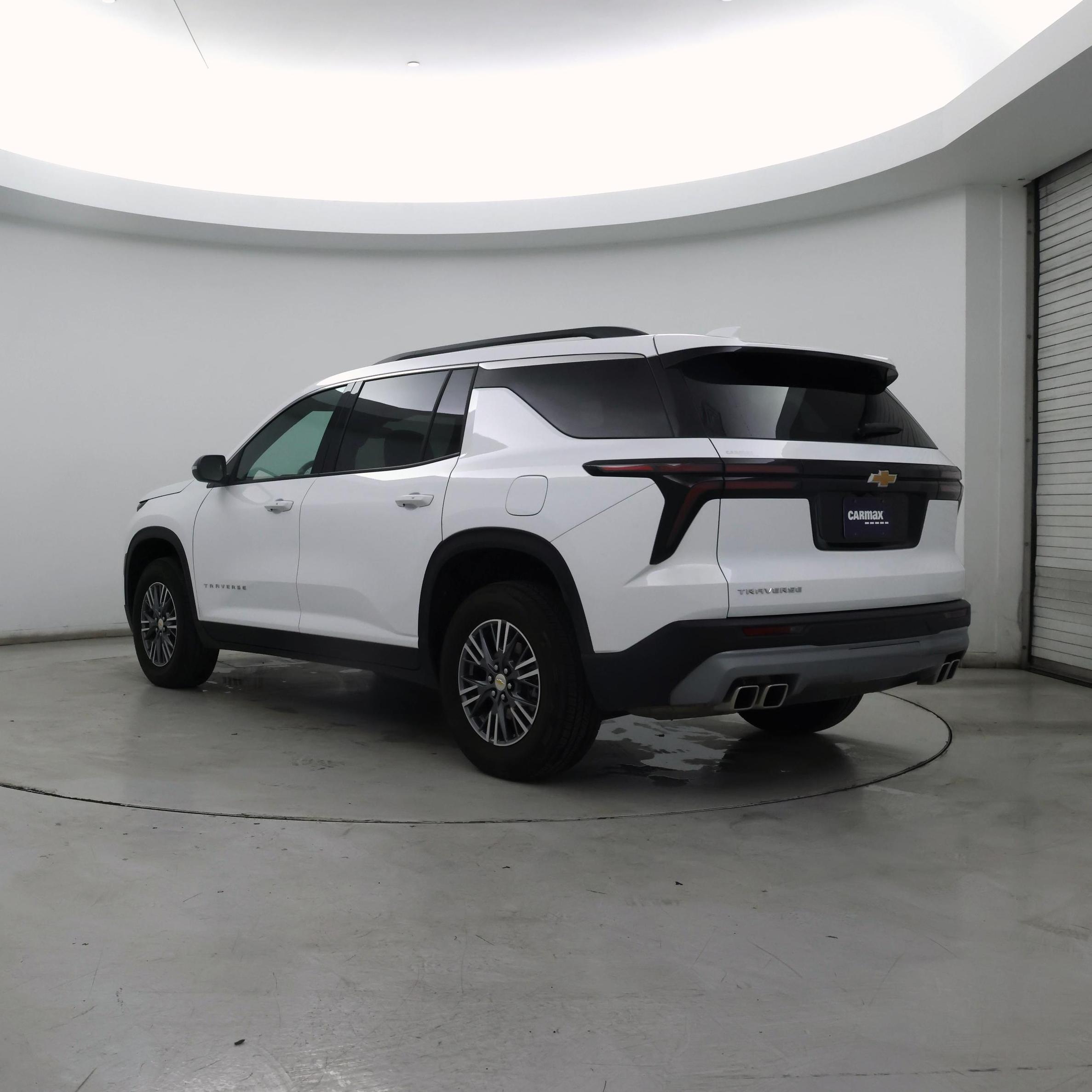 Thumbnail: 2025 Chevrolet Traverse - 2