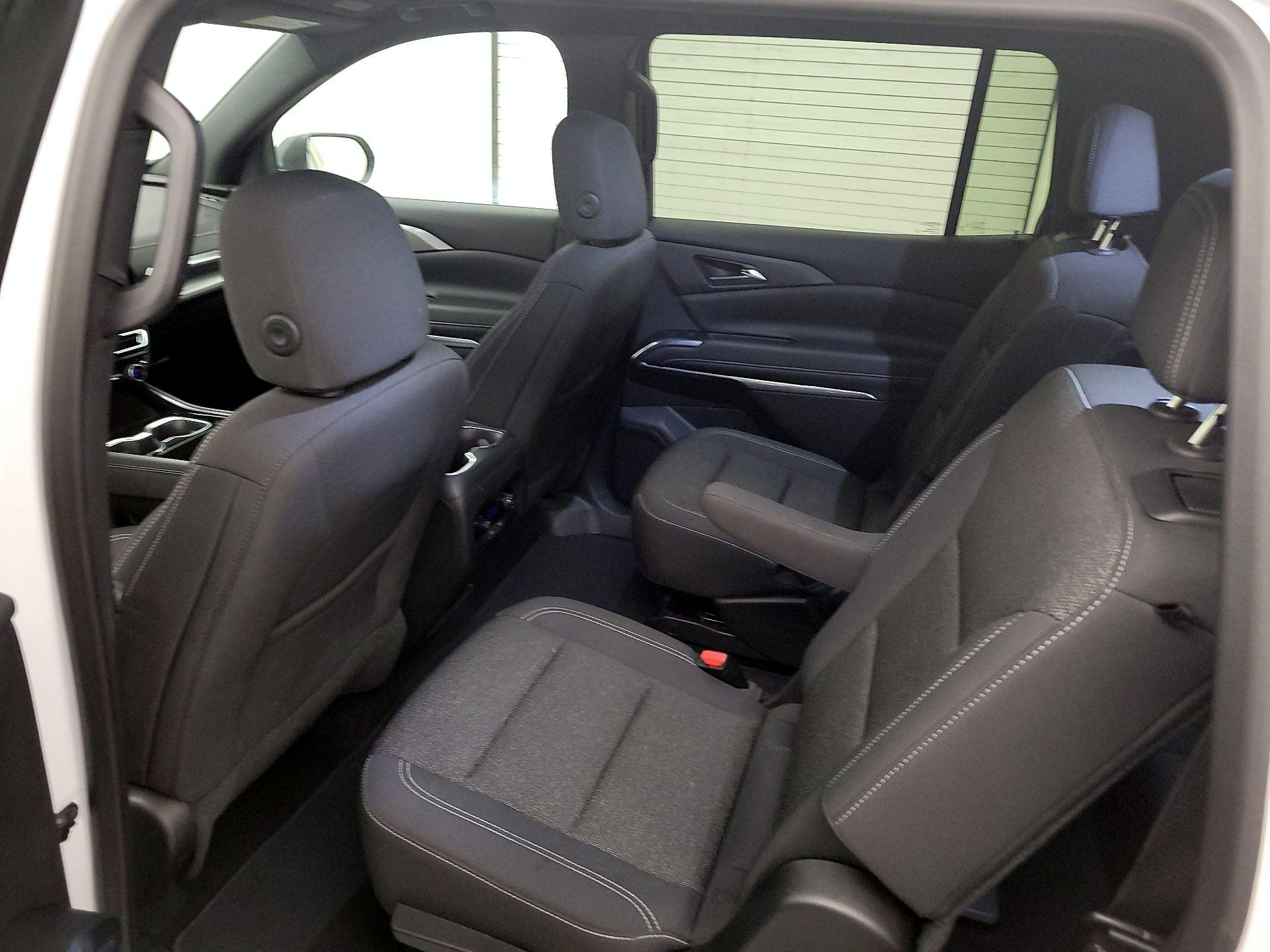 Thumbnail: 2025 Chevrolet Traverse - 20