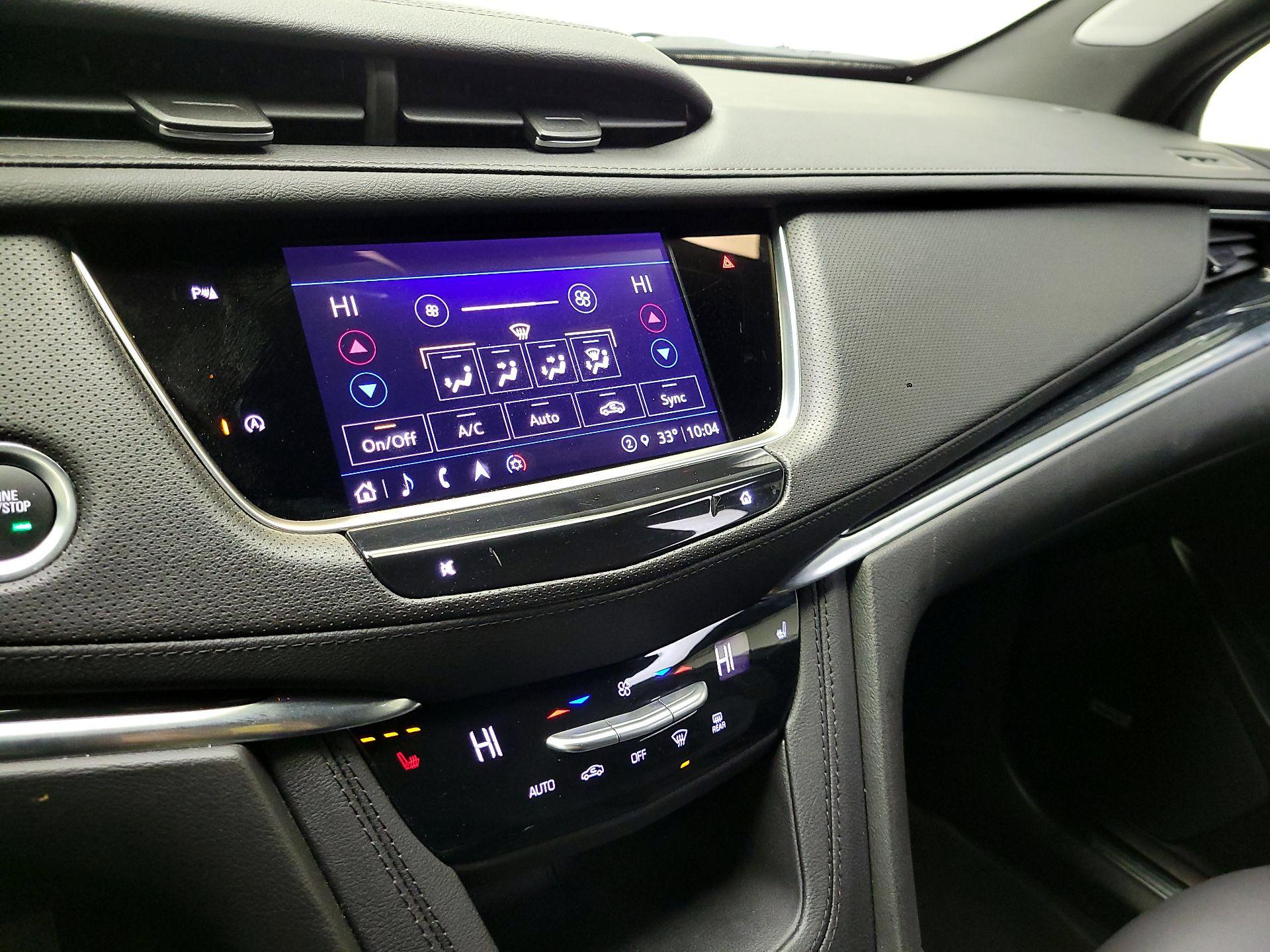 Thumbnail: 2025 Cadillac XT5 - 17