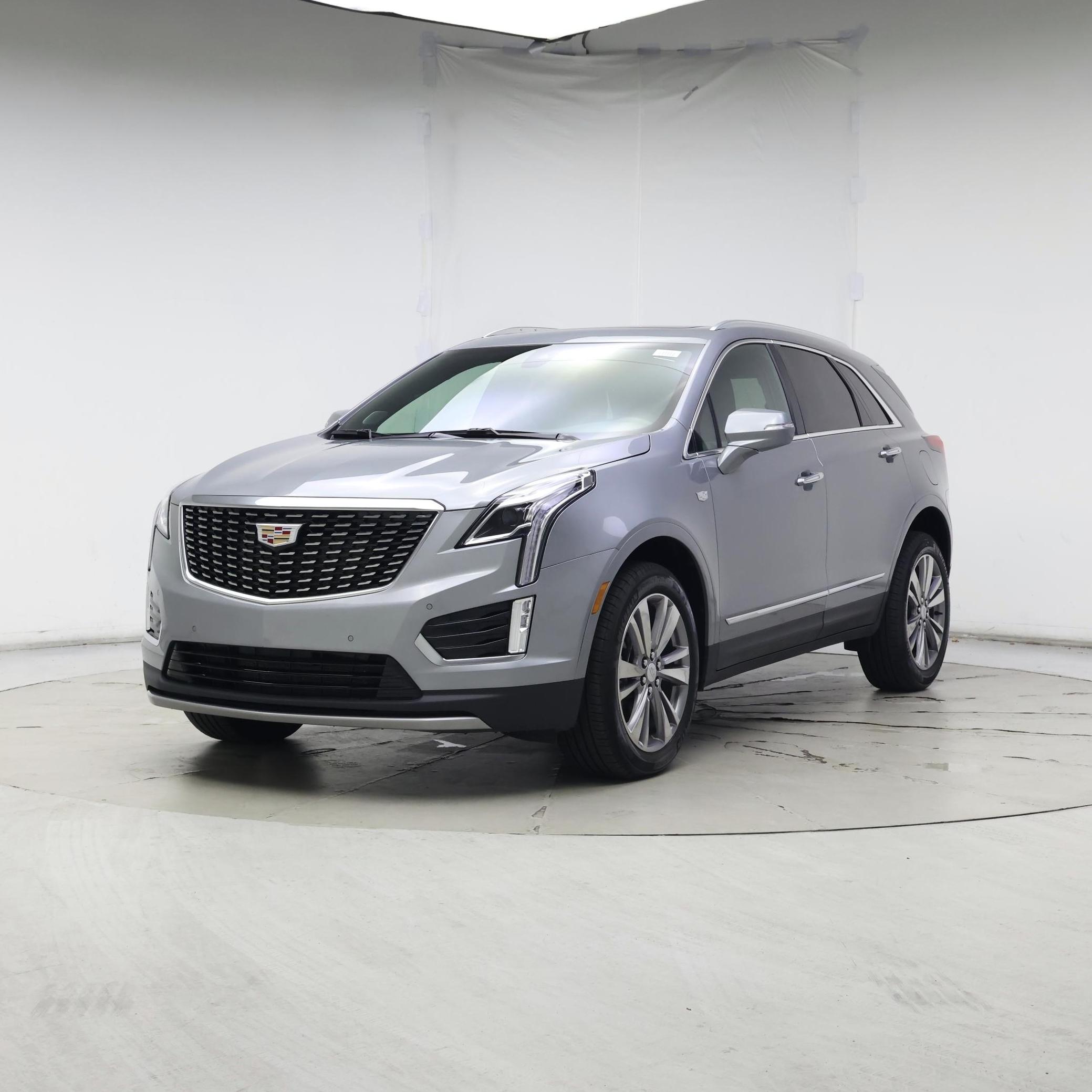 Thumbnail: 2025 Cadillac XT5 - 4