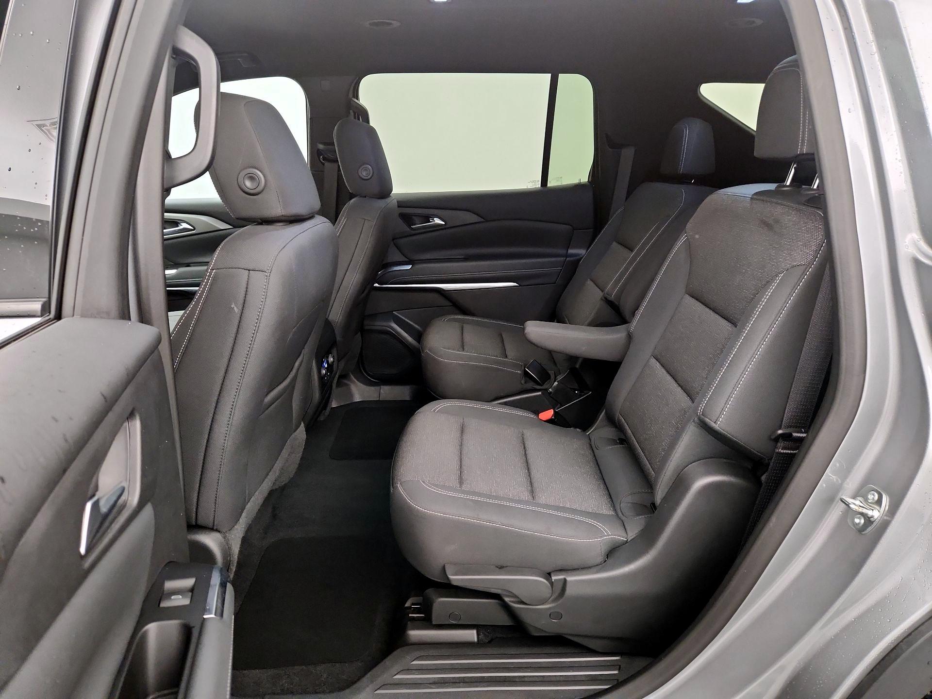 Thumbnail: 2025 Chevrolet Traverse - 19