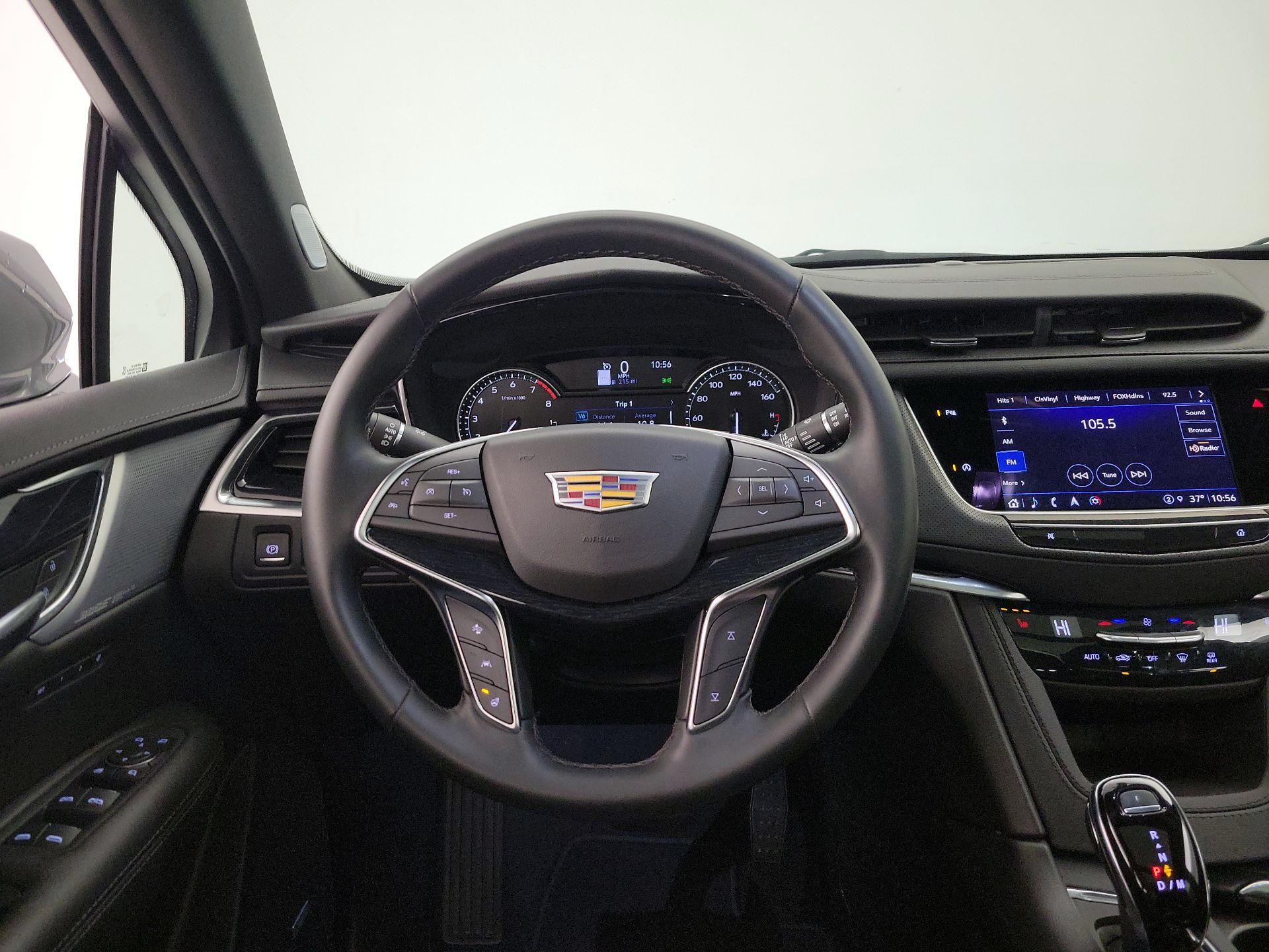 Thumbnail: 2025 Cadillac XT5 - 10