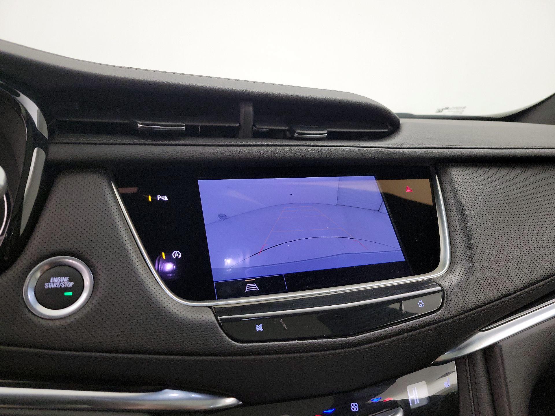 Thumbnail: 2025 Cadillac XT5 - 14