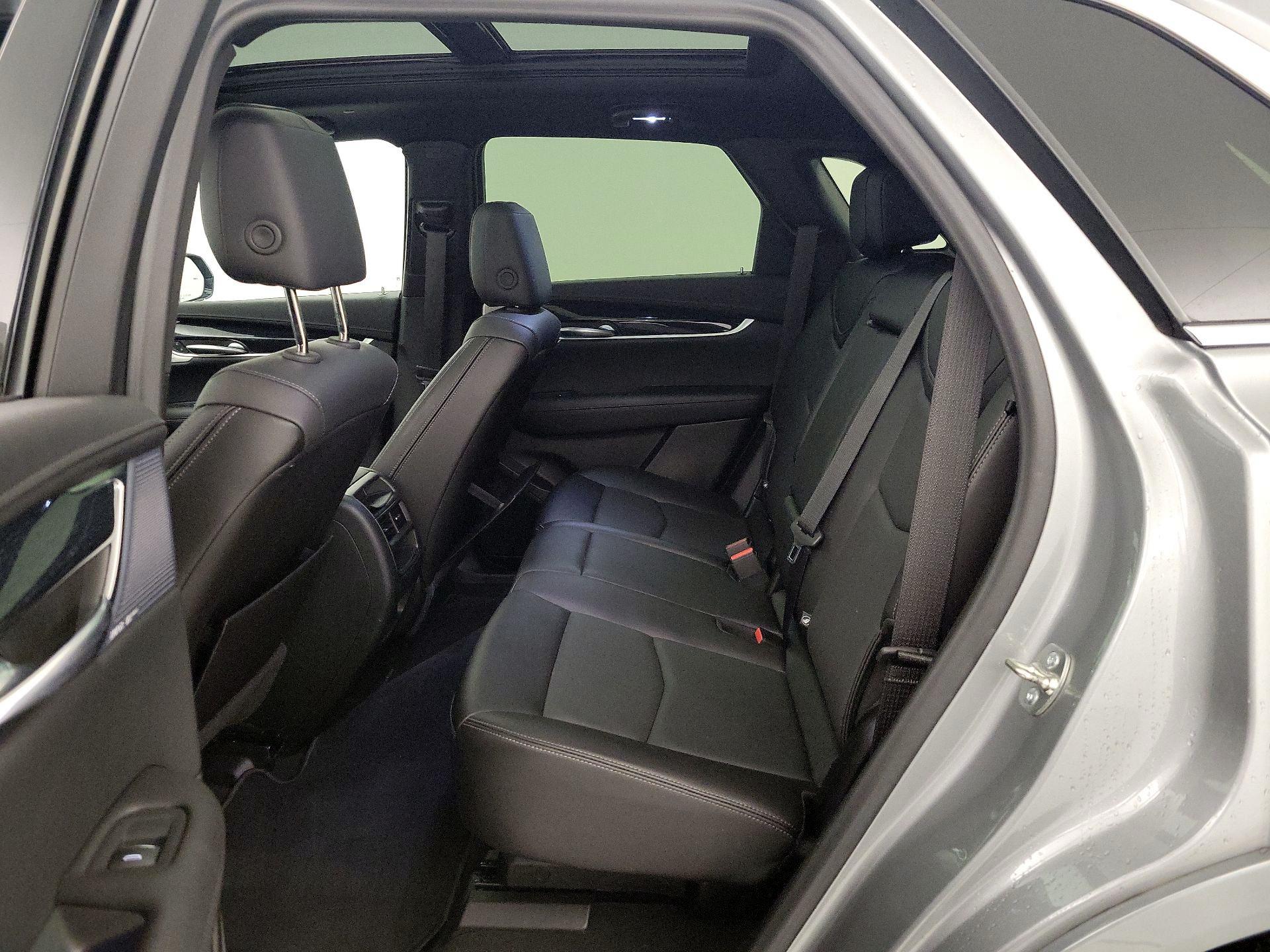 Thumbnail: 2025 Cadillac XT5 - 19