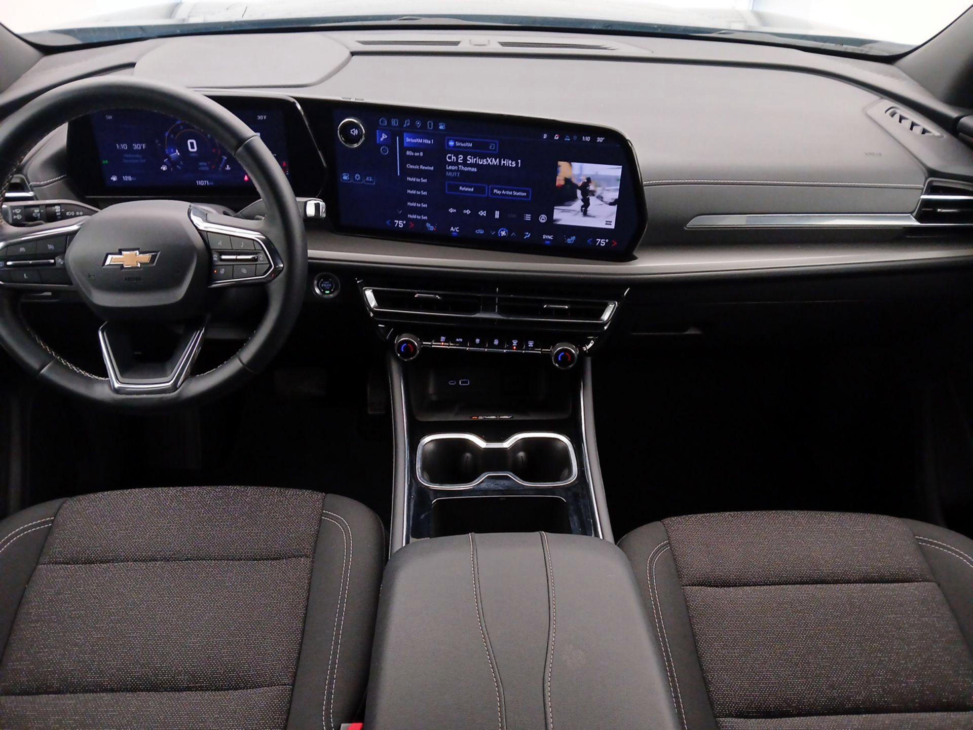 Thumbnail: 2025 Chevrolet Traverse - 9