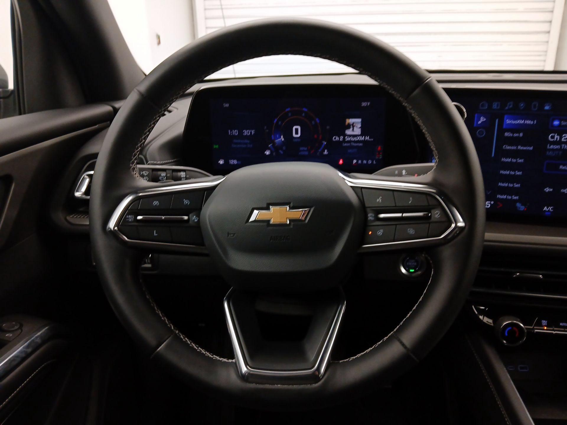 Thumbnail: 2025 Chevrolet Traverse - 10