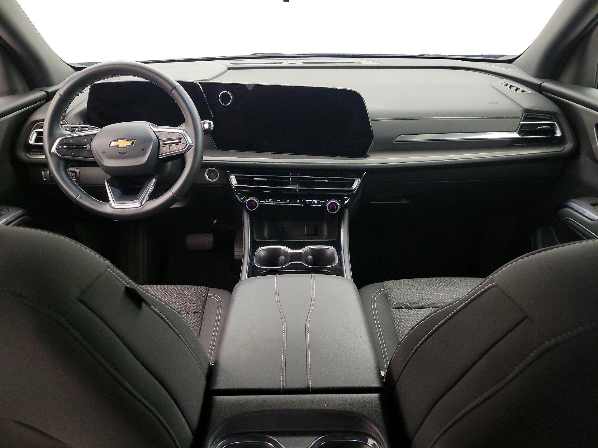 Thumbnail: 2025 Chevrolet Traverse - 9