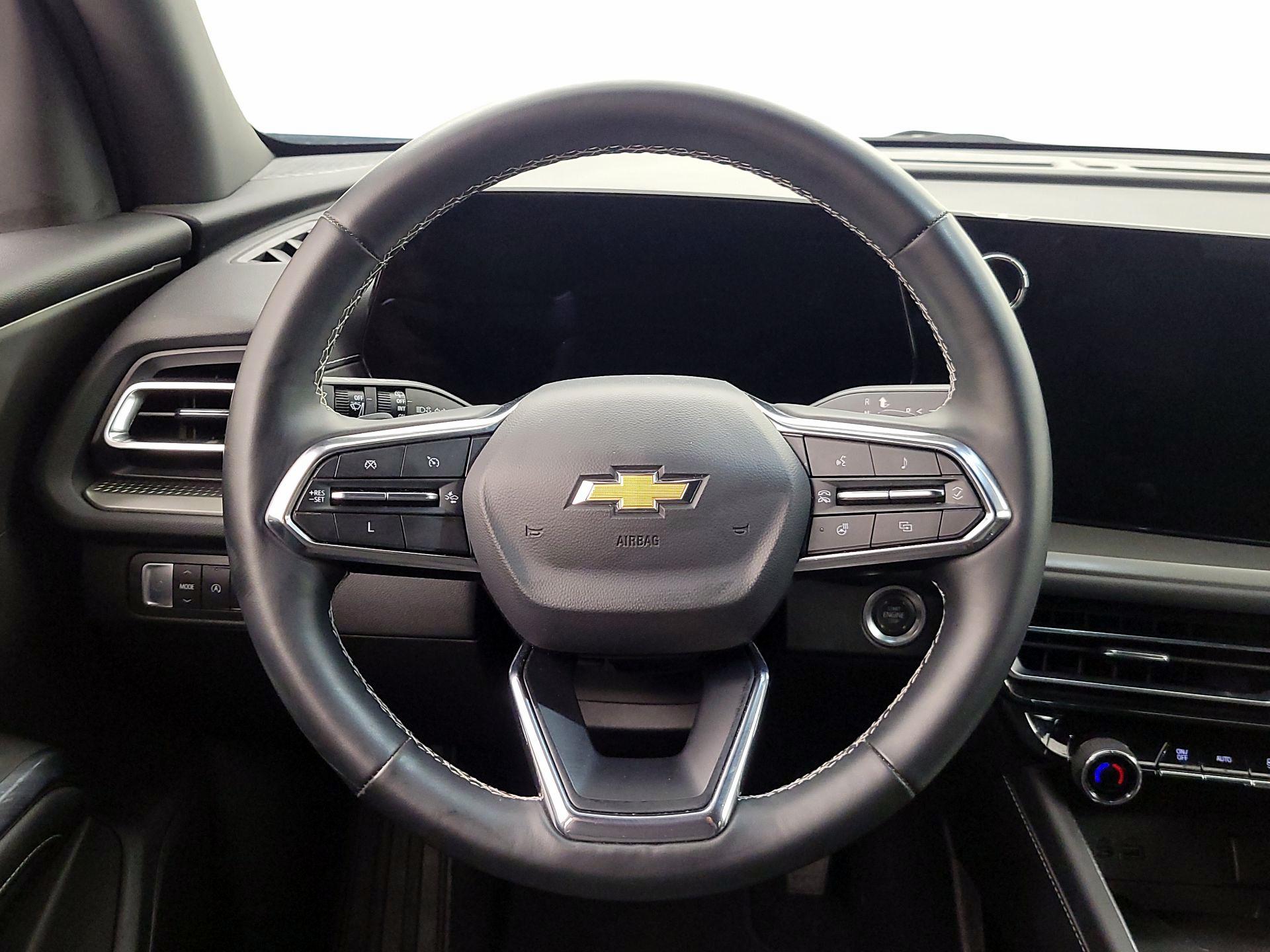 Thumbnail: 2025 Chevrolet Traverse - 10