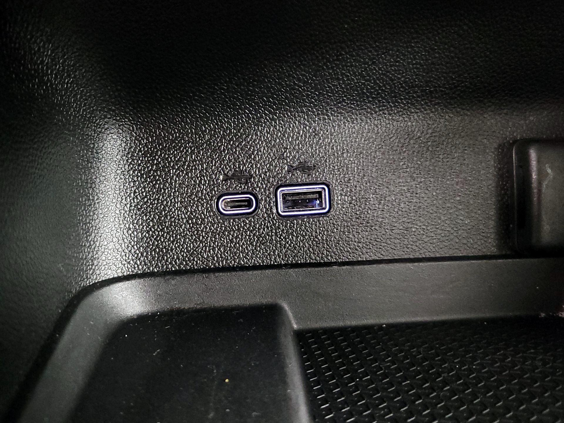 Thumbnail: 2025 Chevrolet Traverse - 18