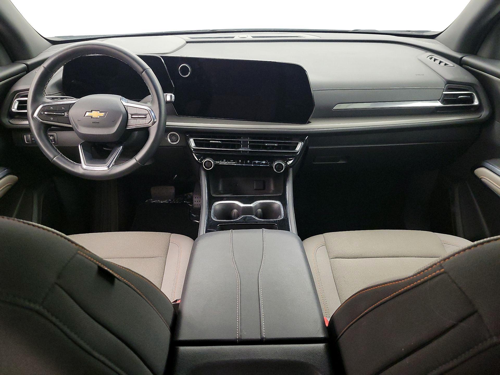 Thumbnail: 2025 Chevrolet Traverse - 9