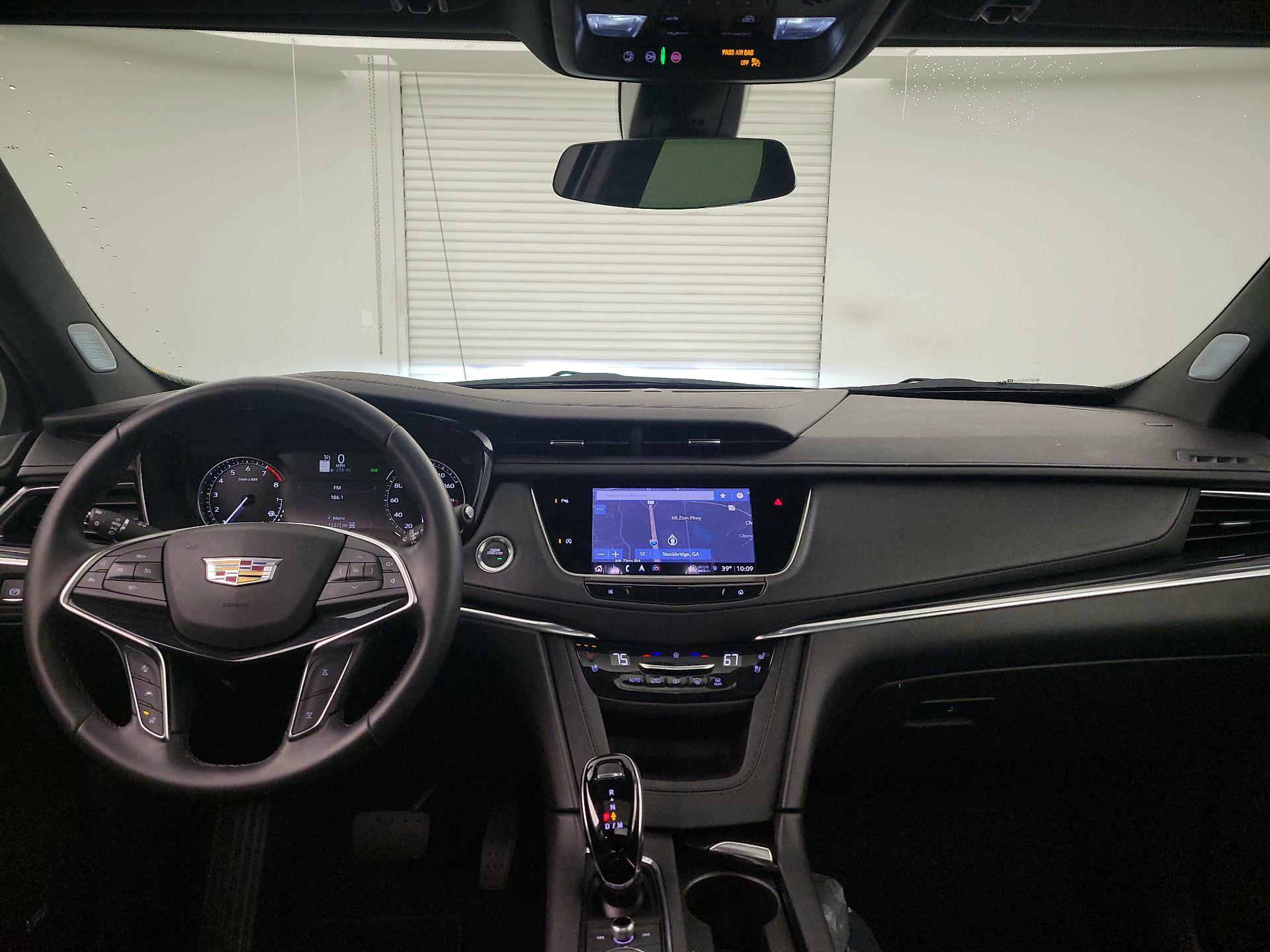 Thumbnail: 2025 Cadillac XT5 - 9