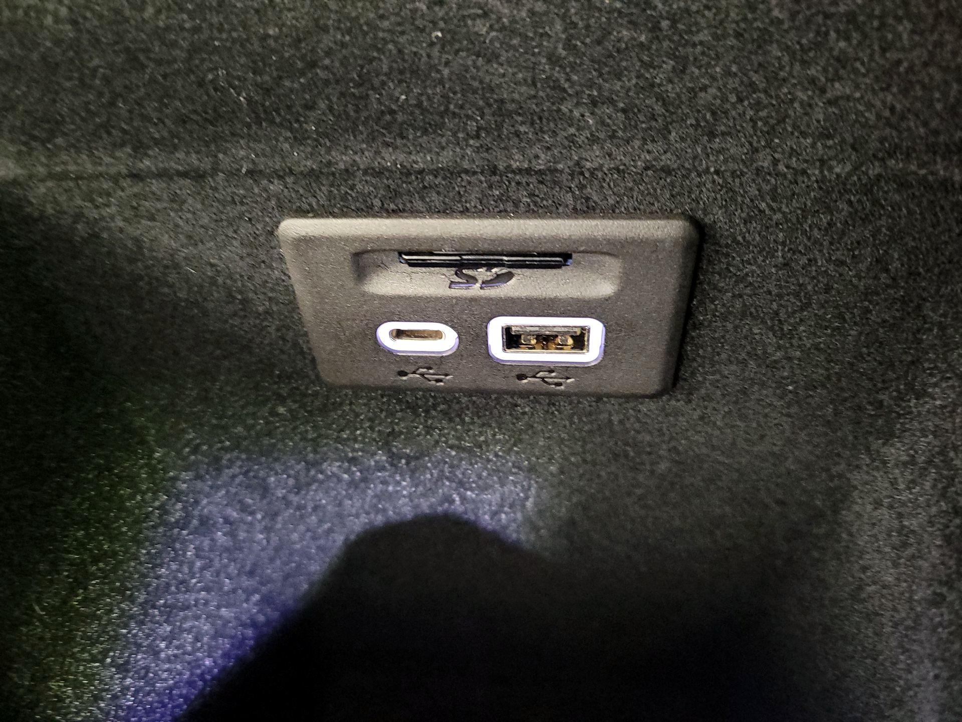 Thumbnail: 2025 Cadillac XT5 - 19